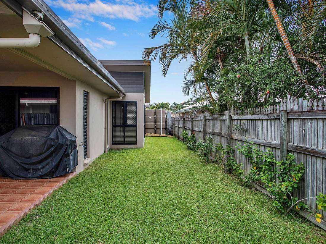 Property Sale at 28 Slater Avenue, BLACKS BEACH QLD, 4740 Explore