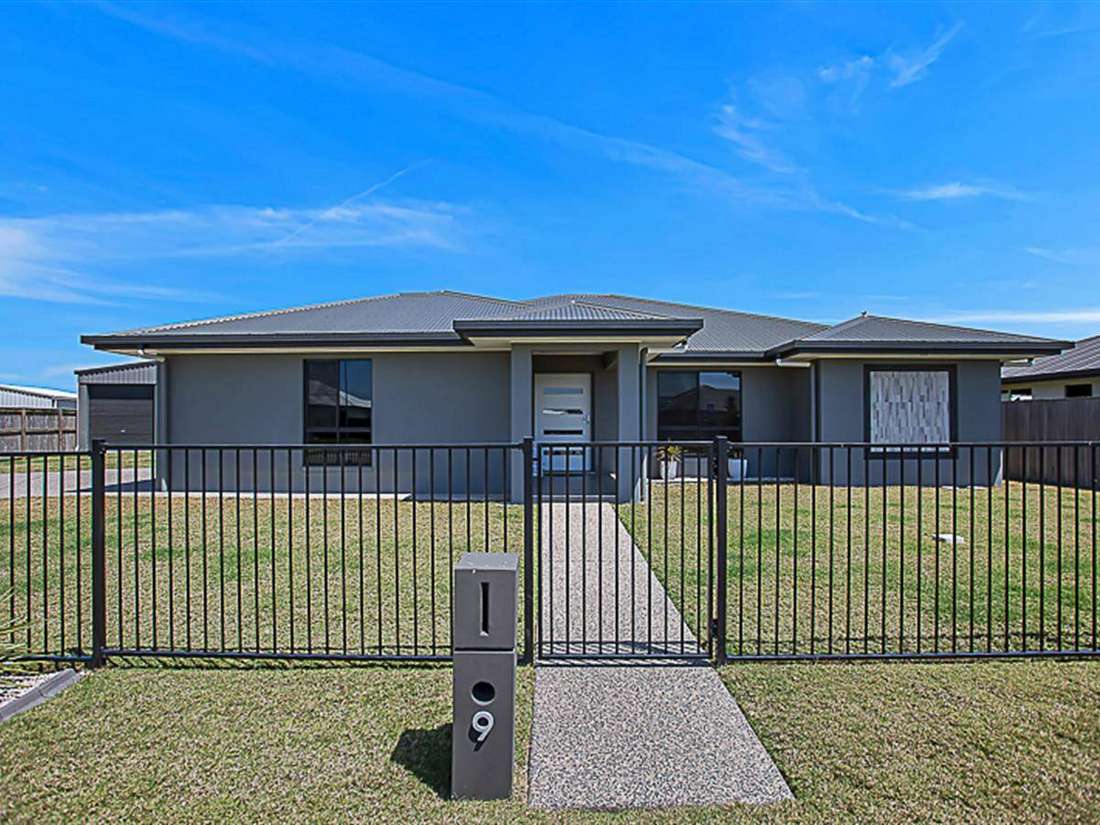 Property Sale at 9 Mod Crescent, BEACONSFIELD QLD, 4740 Explore