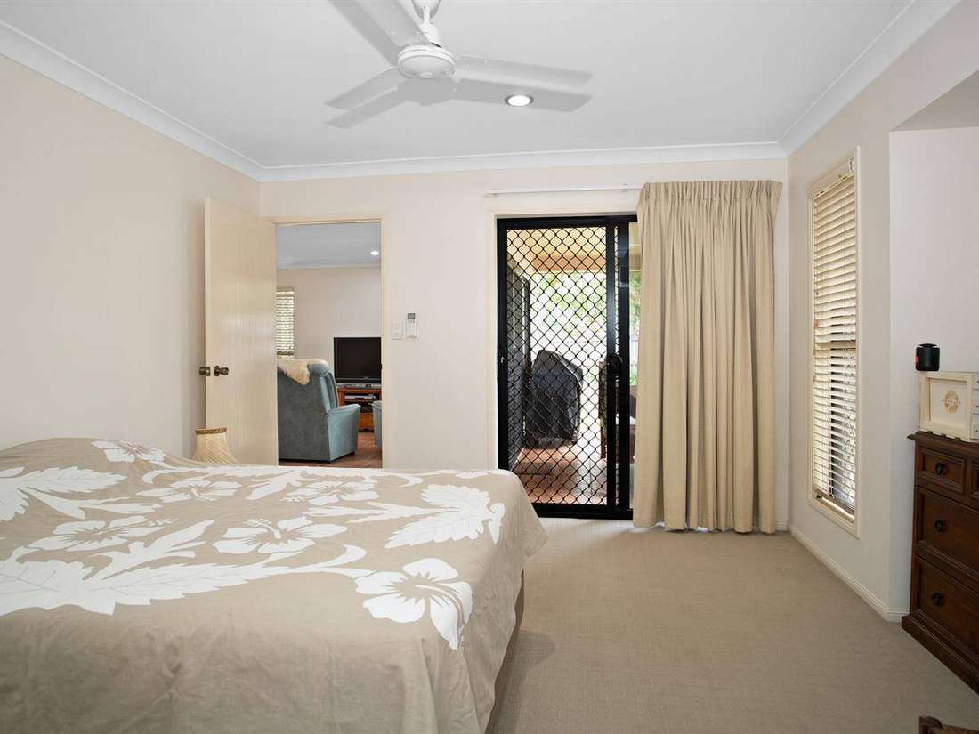 Property Sale at 28 Slater Avenue, BLACKS BEACH QLD, 4740 Explore