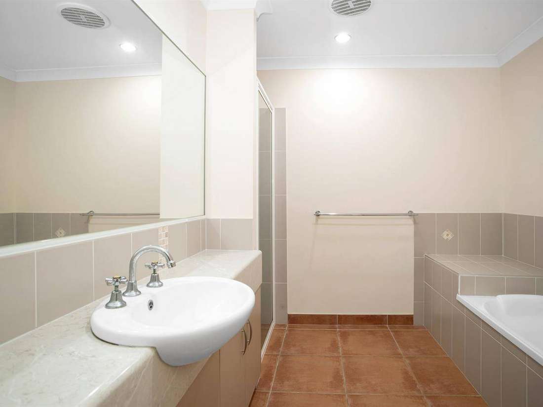 Property Sale at 28 Slater Avenue, BLACKS BEACH QLD, 4740 Explore