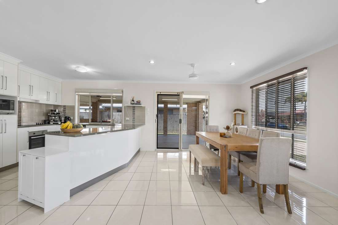 14 Caledonian Drive, Beaconsfield - Thumbnail 3