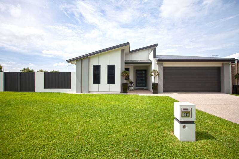 48 Lancaster Way