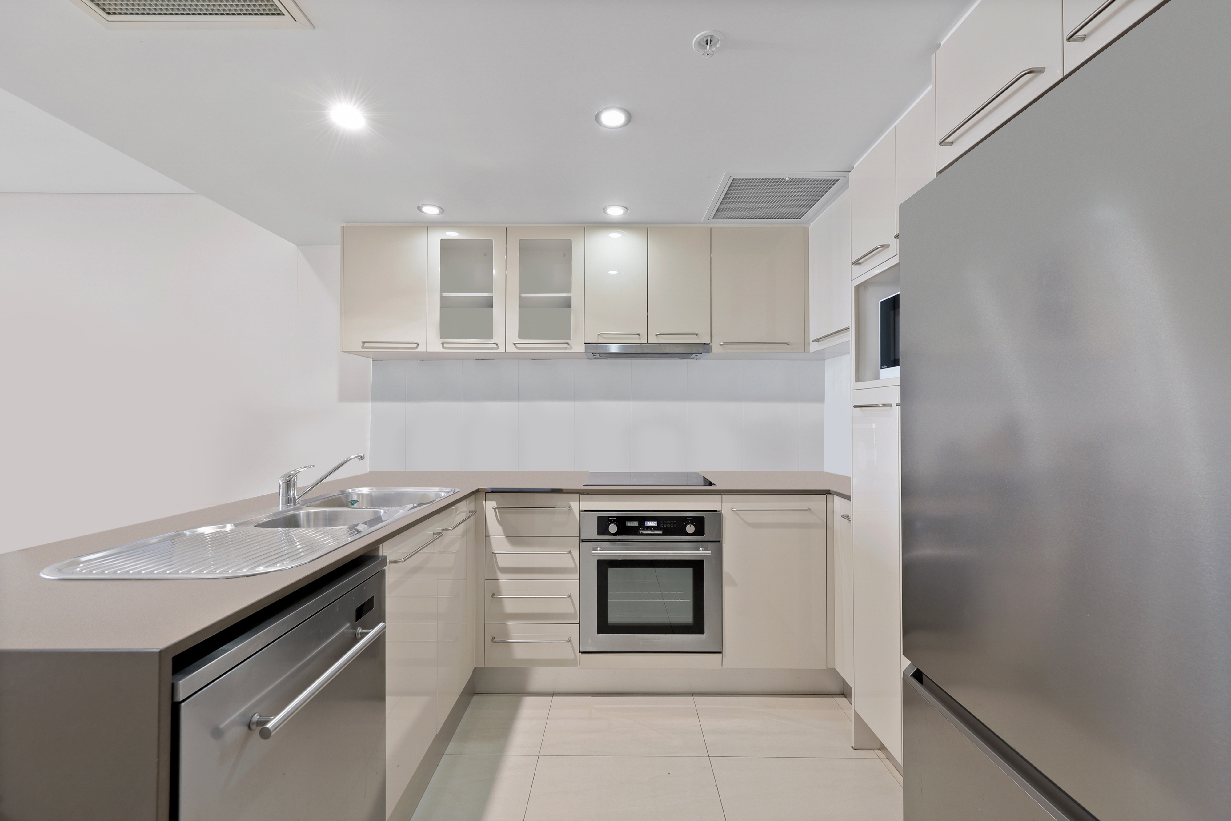 204/27 River Street, Mackay - Thumbnail 2