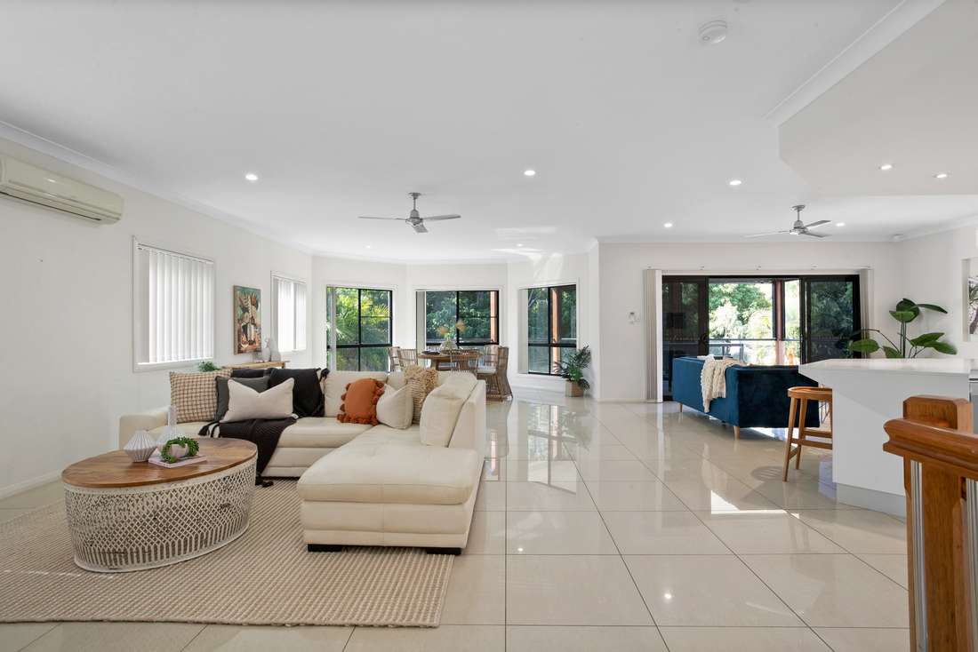 12 Seaside Place, Blacks Beach - Thumbnail 7