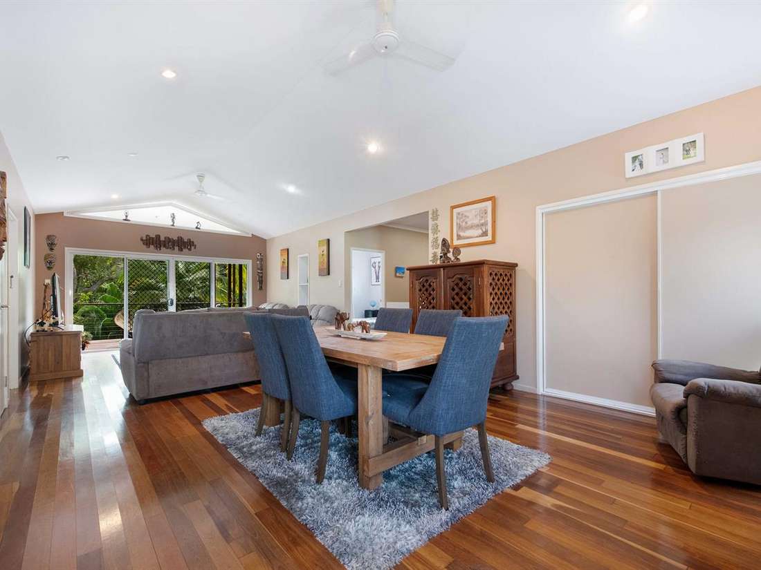 Property Sale at 3/124 Waverley Street, BUCASIA QLD, 4750 Explore