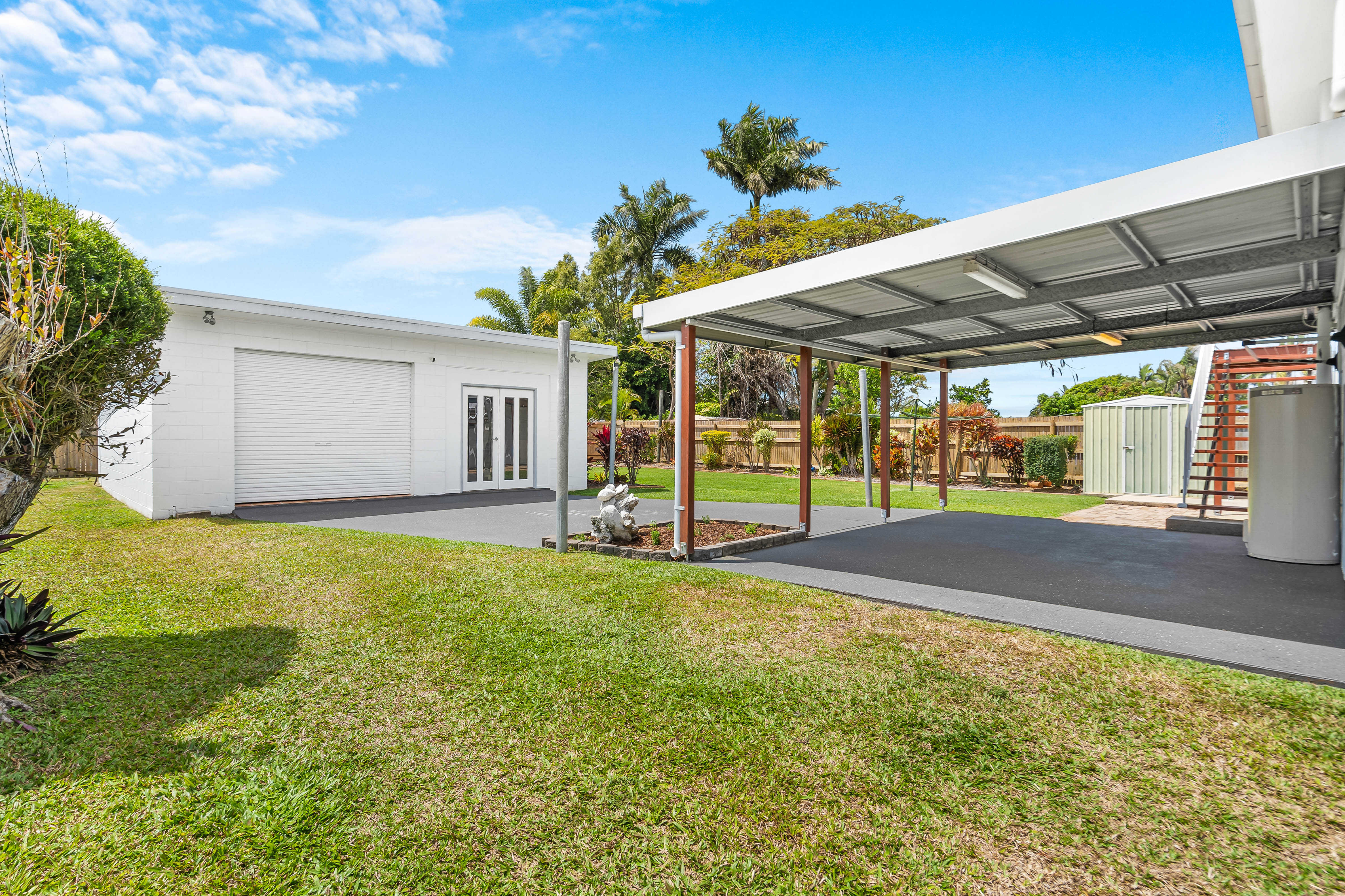 Photo 24 of 9 Elamang Street, South Mackay