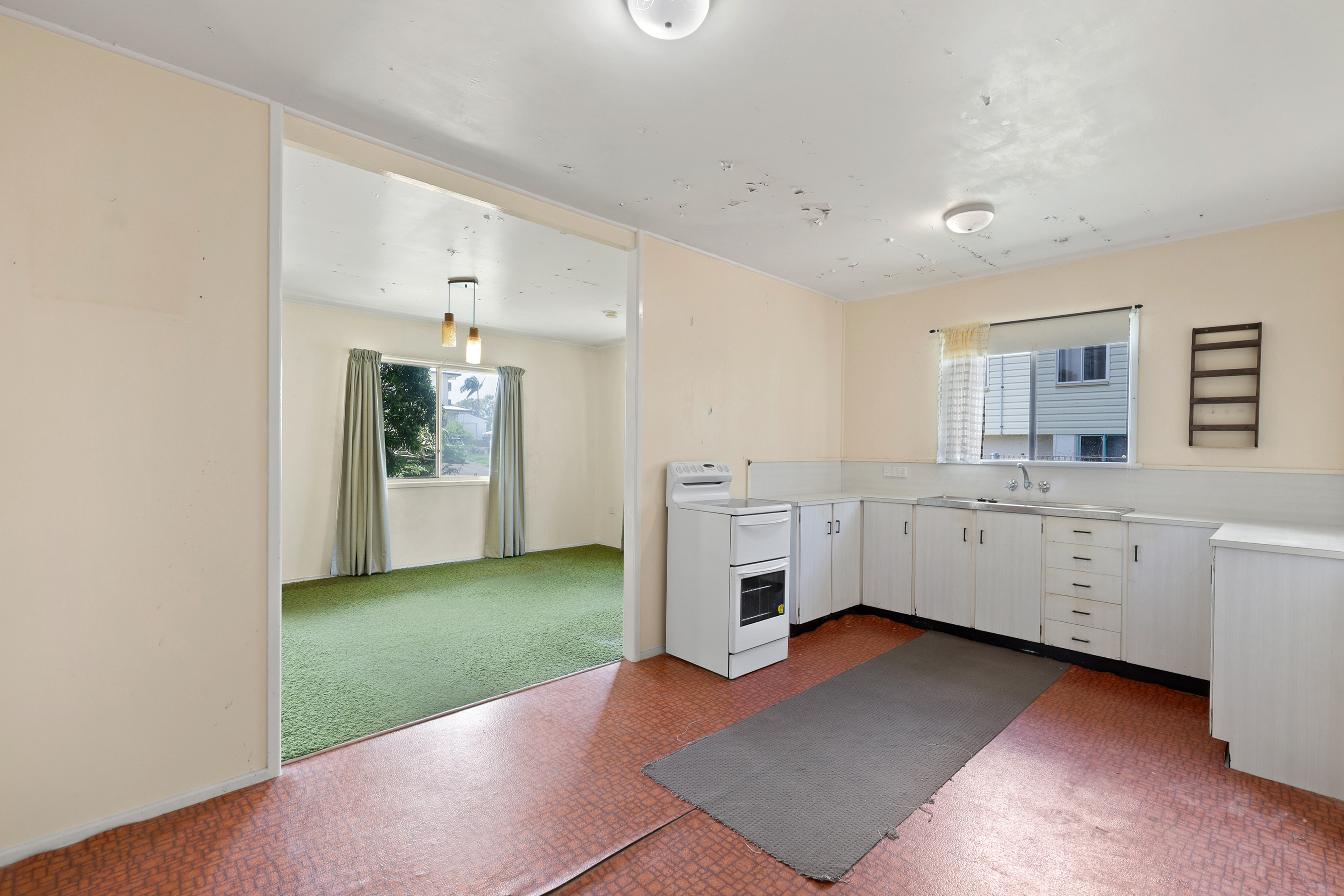 13 Kingfisher Street, Slade Point - Thumbnail 6
