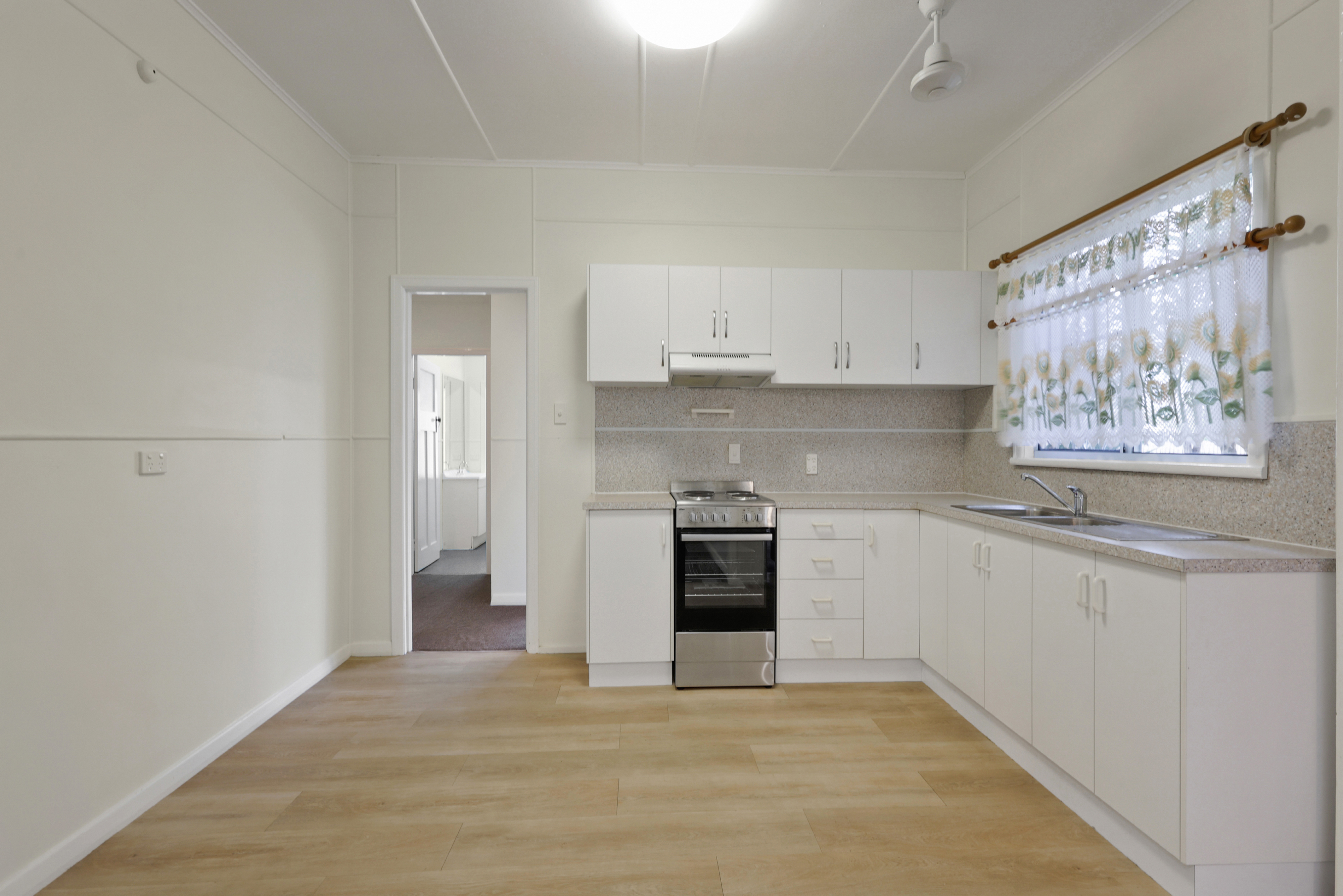 35 Adrian Street, West Mackay - Thumbnail 6