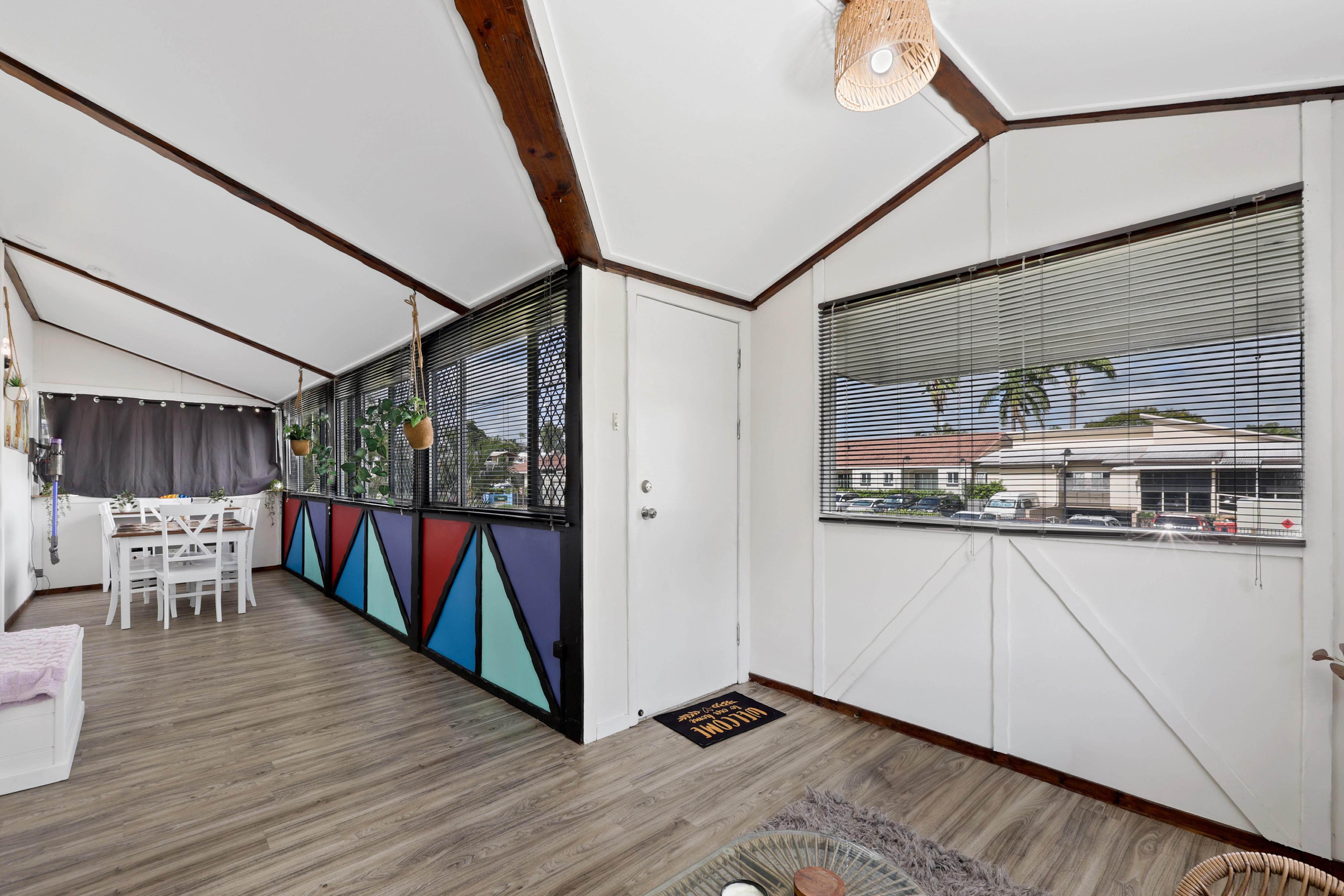 32 Davey Street, Glenella - Thumbnail 4