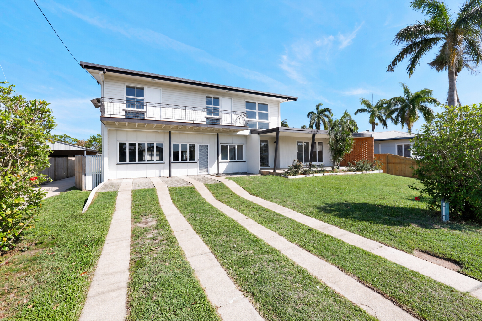 27 Field Street, West Mackay - Image 1