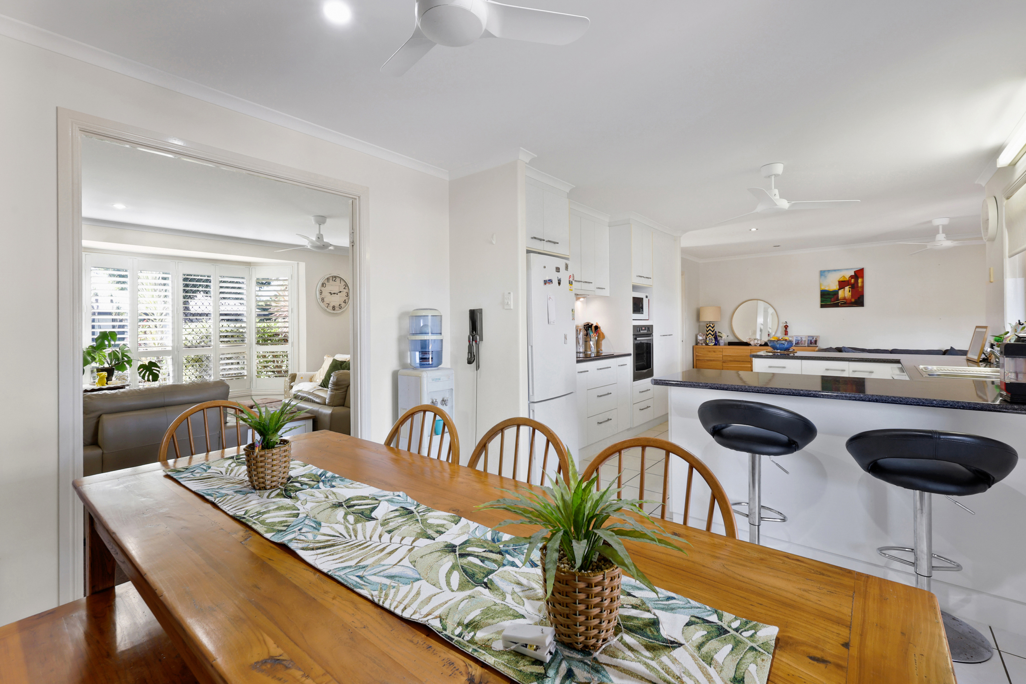 6 Hokins Court, Glenella - Thumbnail 4
