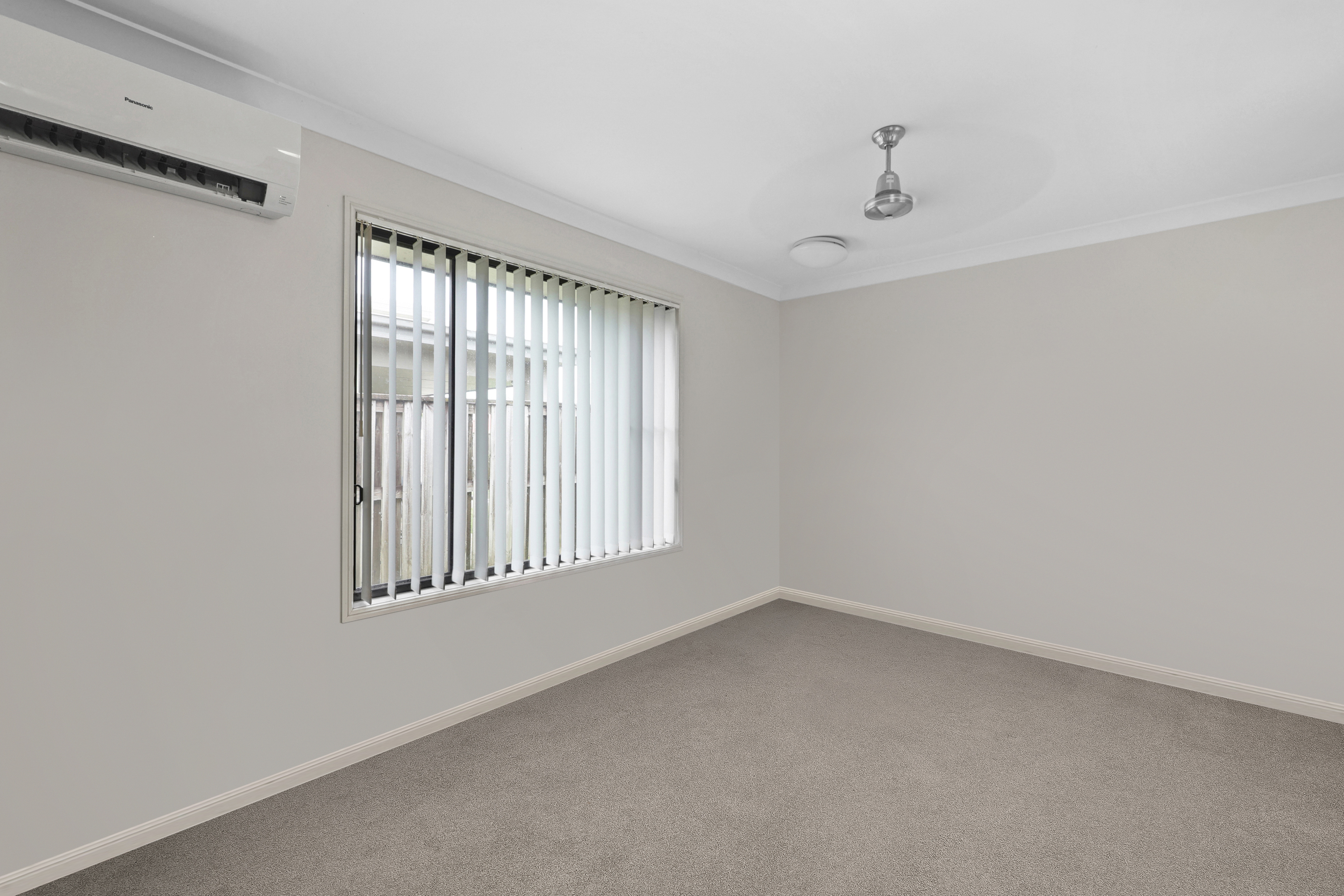 63 Coogee Terrace, Blacks Beach - Thumbnail 7