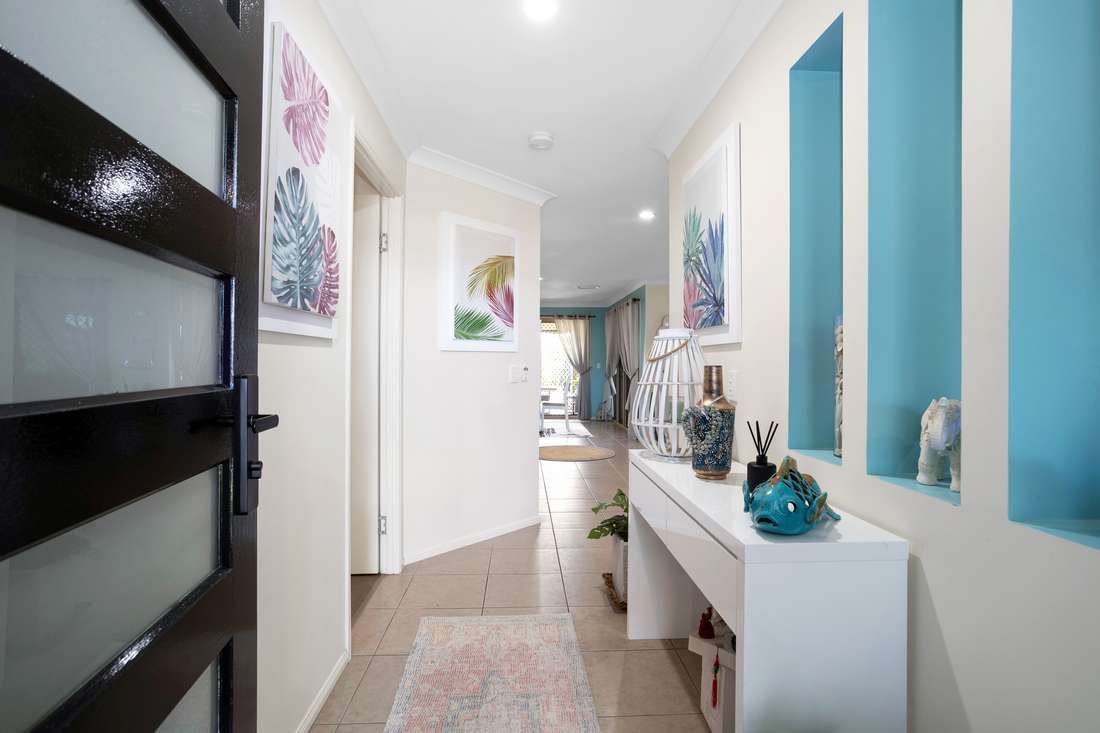 28 Whitehaven Drive, Blacks Beach - Thumbnail 5