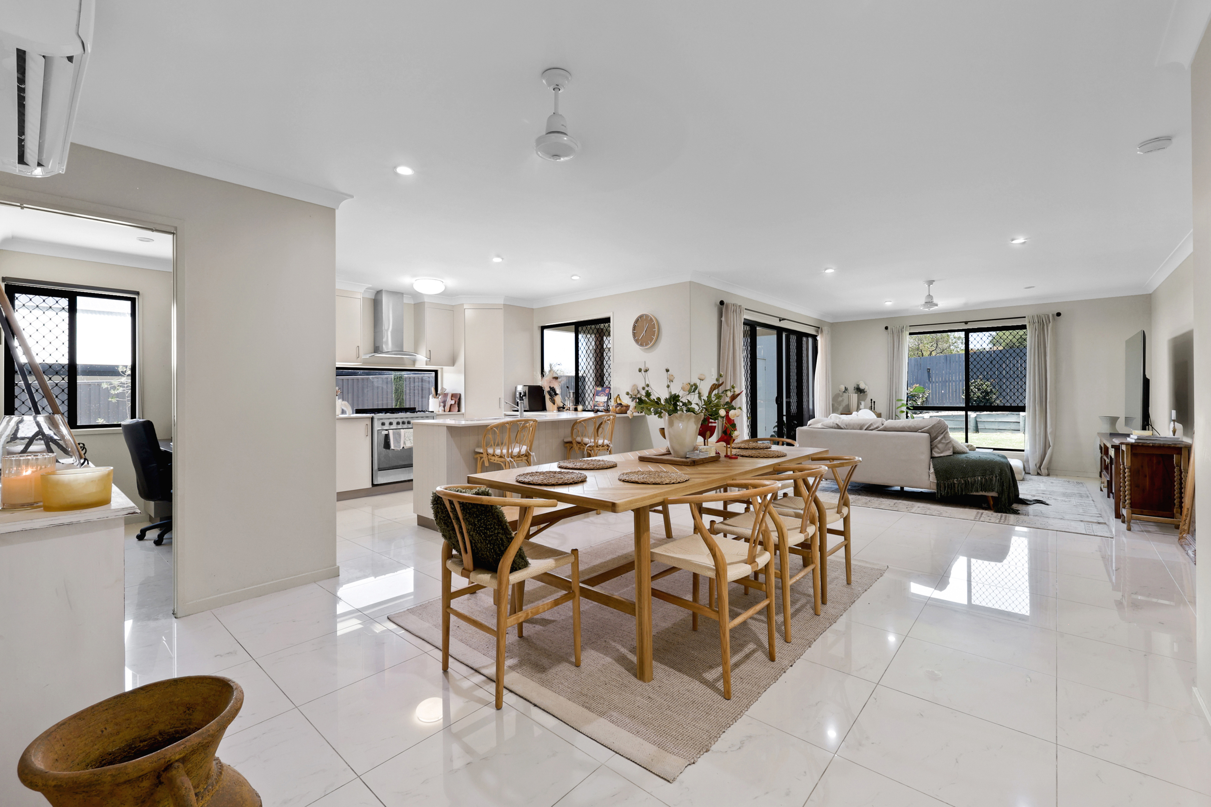 1 Mcilwraith Way