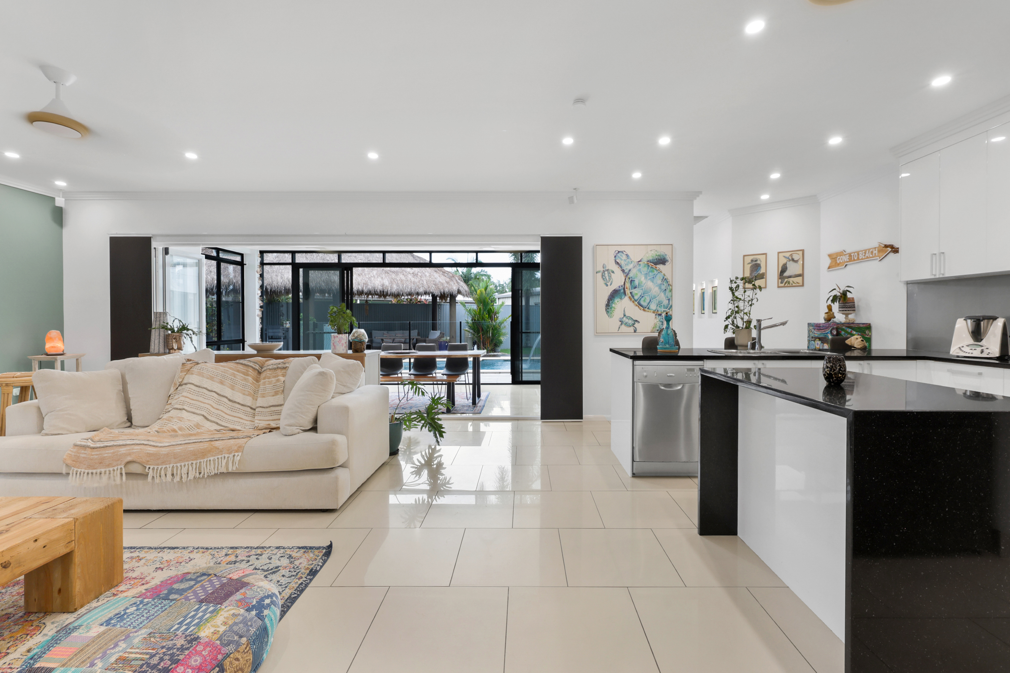 10 Michelle Crescent, Bucasia - Thumbnail 2