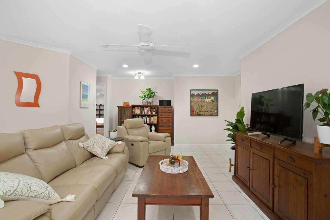 40 Coral Drive, Blacks Beach - Thumbnail 4