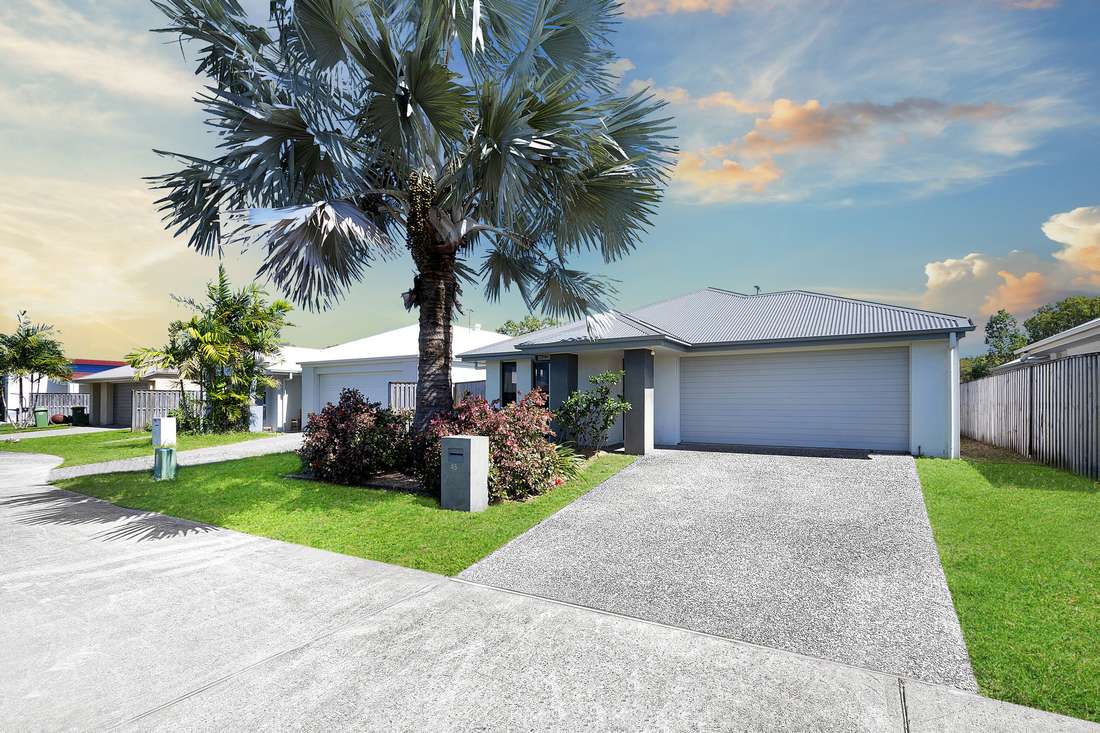 45 Scarborough Circuit, Blacks Beach - Thumbnail 2
