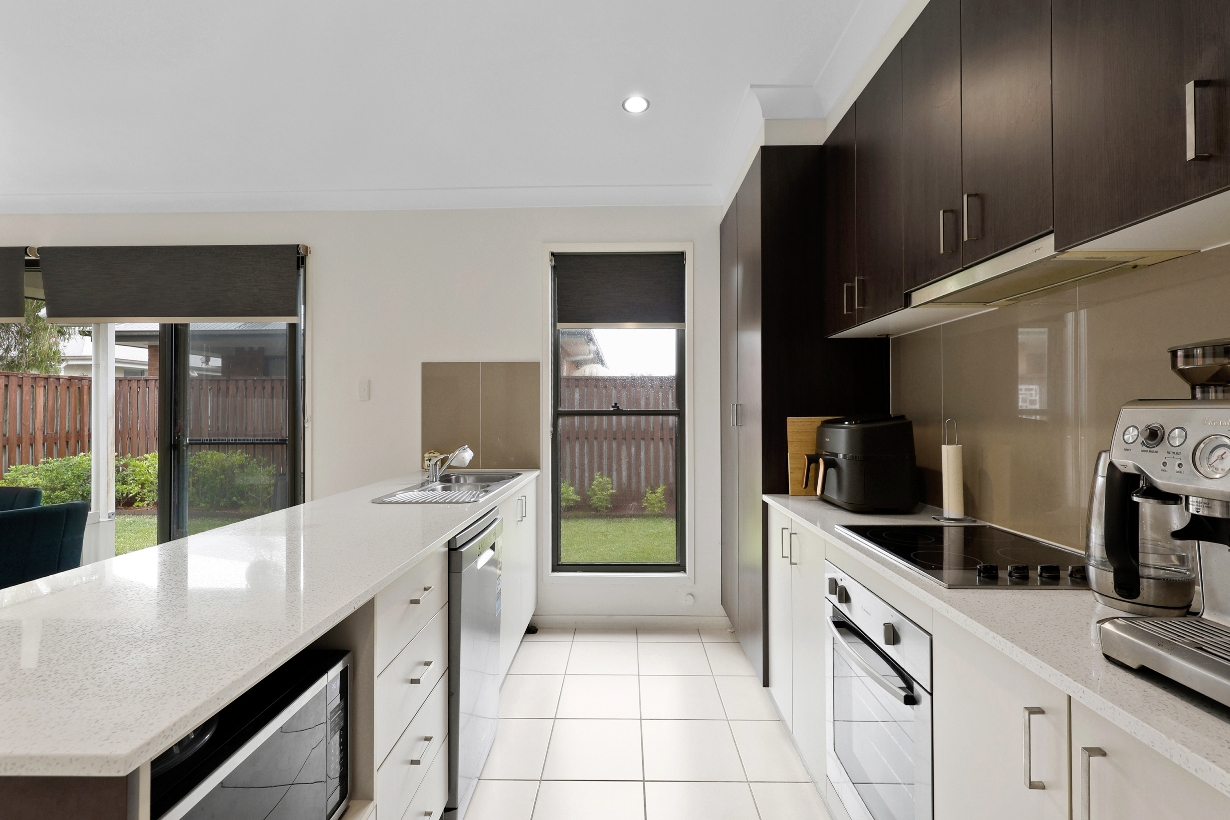 89 Scarborough Circuit, Blacks Beach - Image 1