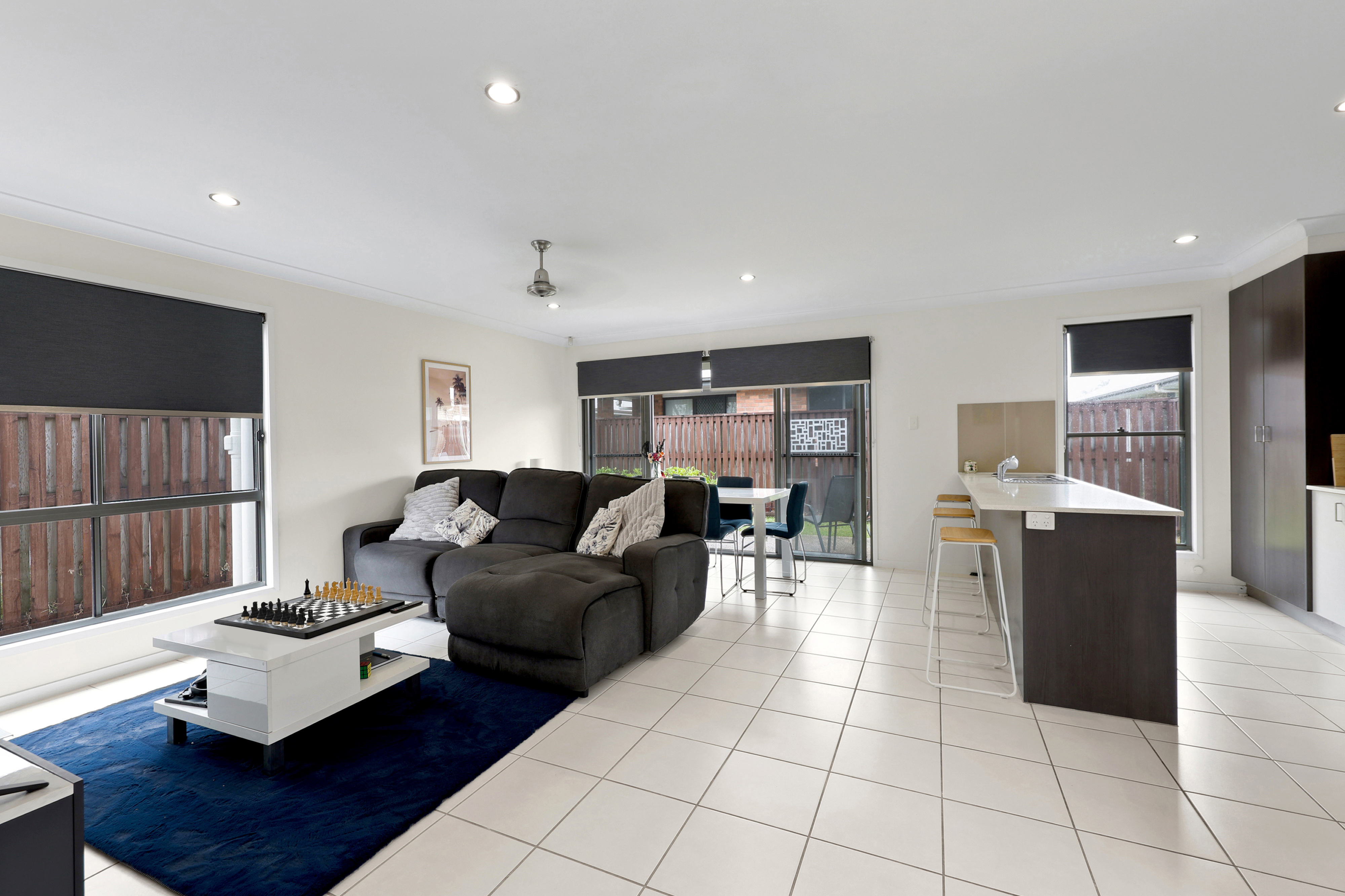 89 Scarborough Circuit, Blacks Beach - Thumbnail 4