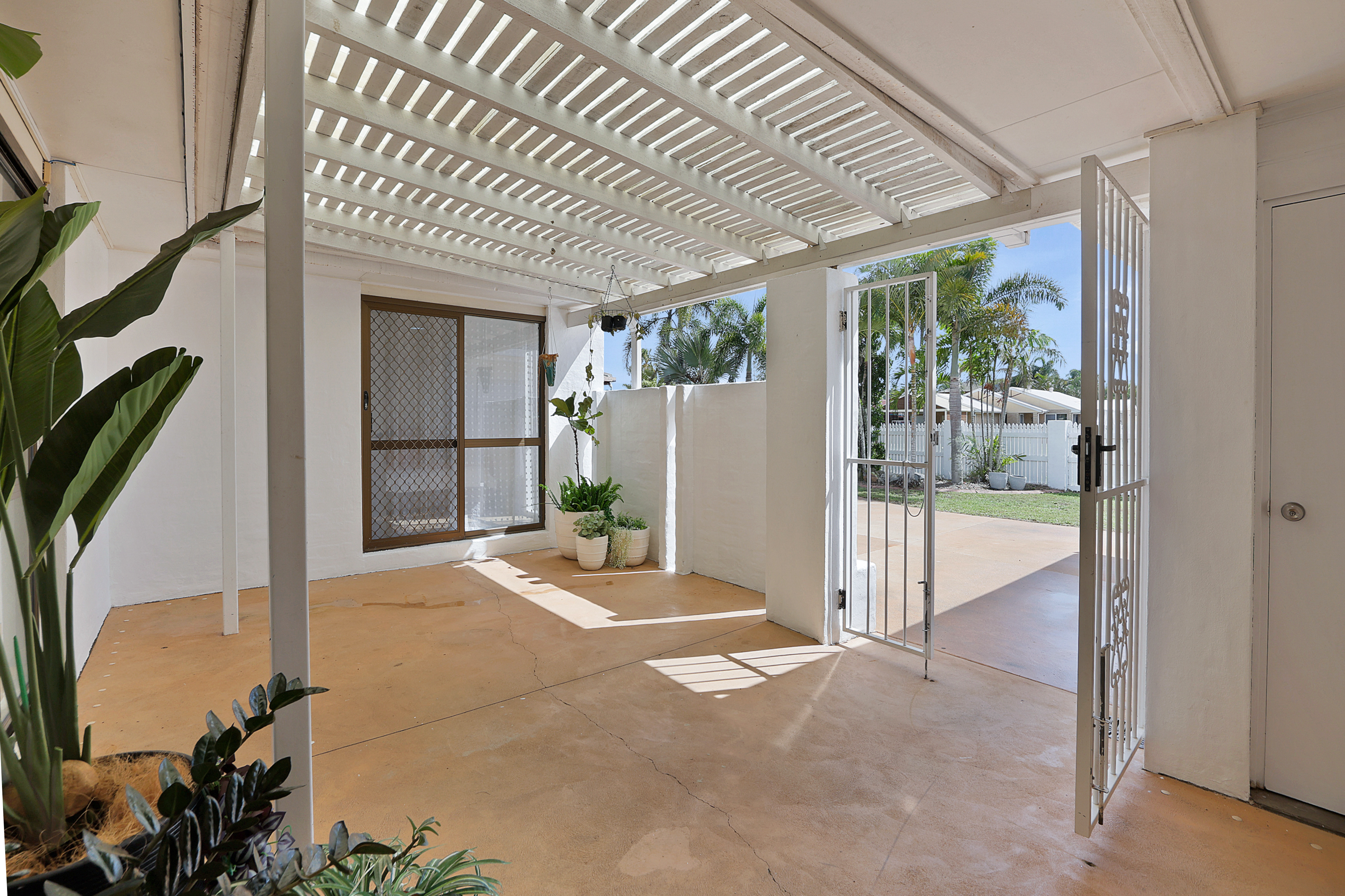 56 Pacific Drive, Blacks Beach - Thumbnail 4