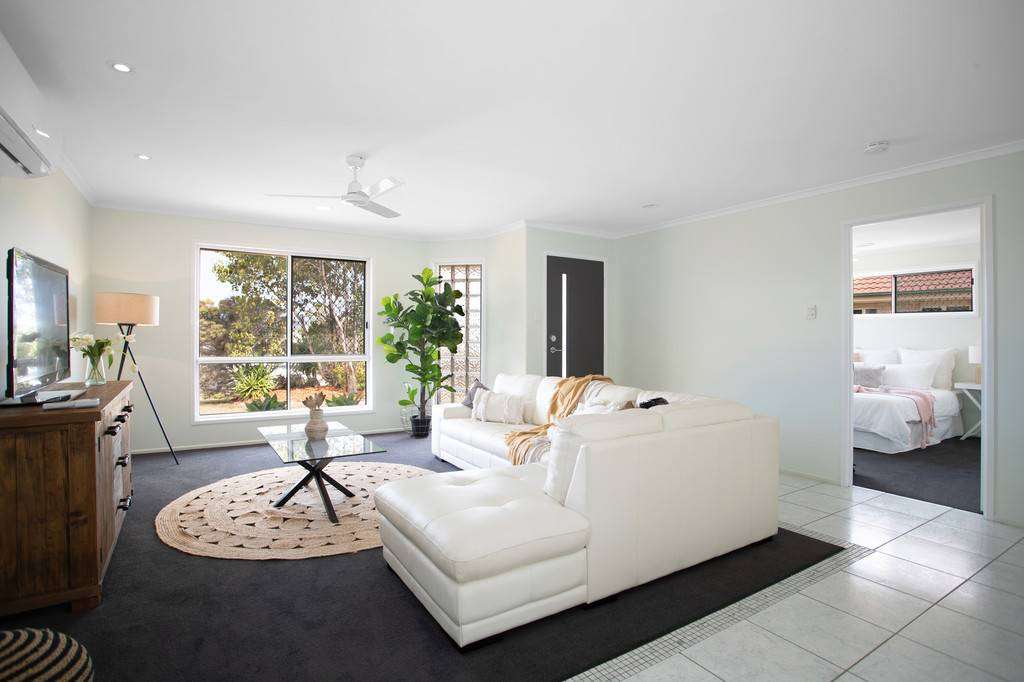 19 Theodore Crescent