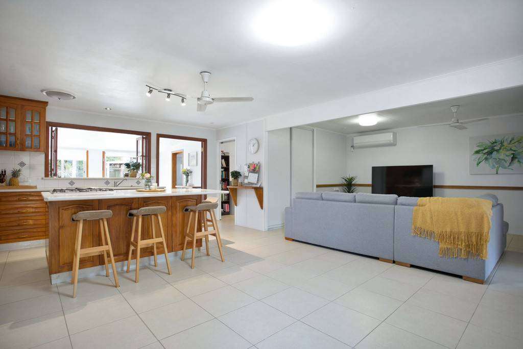 19 Dampier Drive