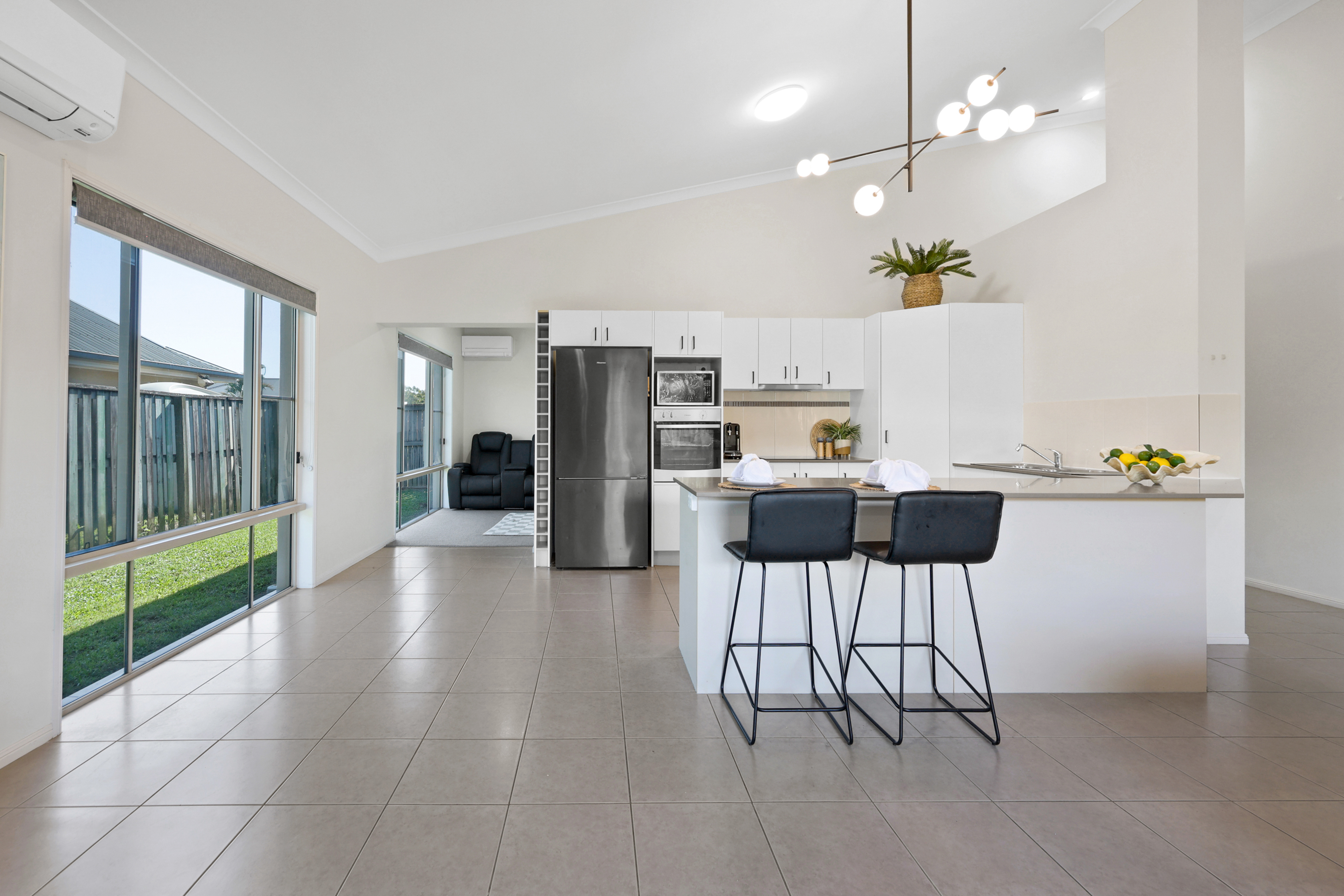 34 Whitehaven Drive, Blacks Beach - Thumbnail 7