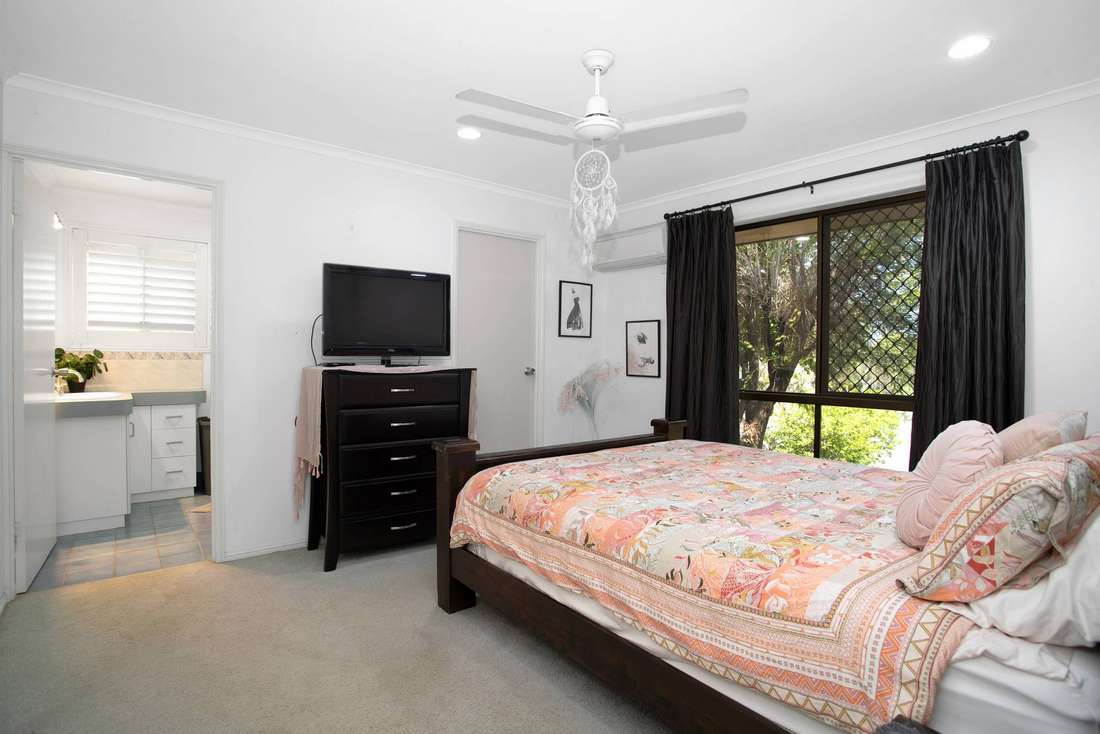 Photo 6 of 25 Danastas Avenue, Eimeo