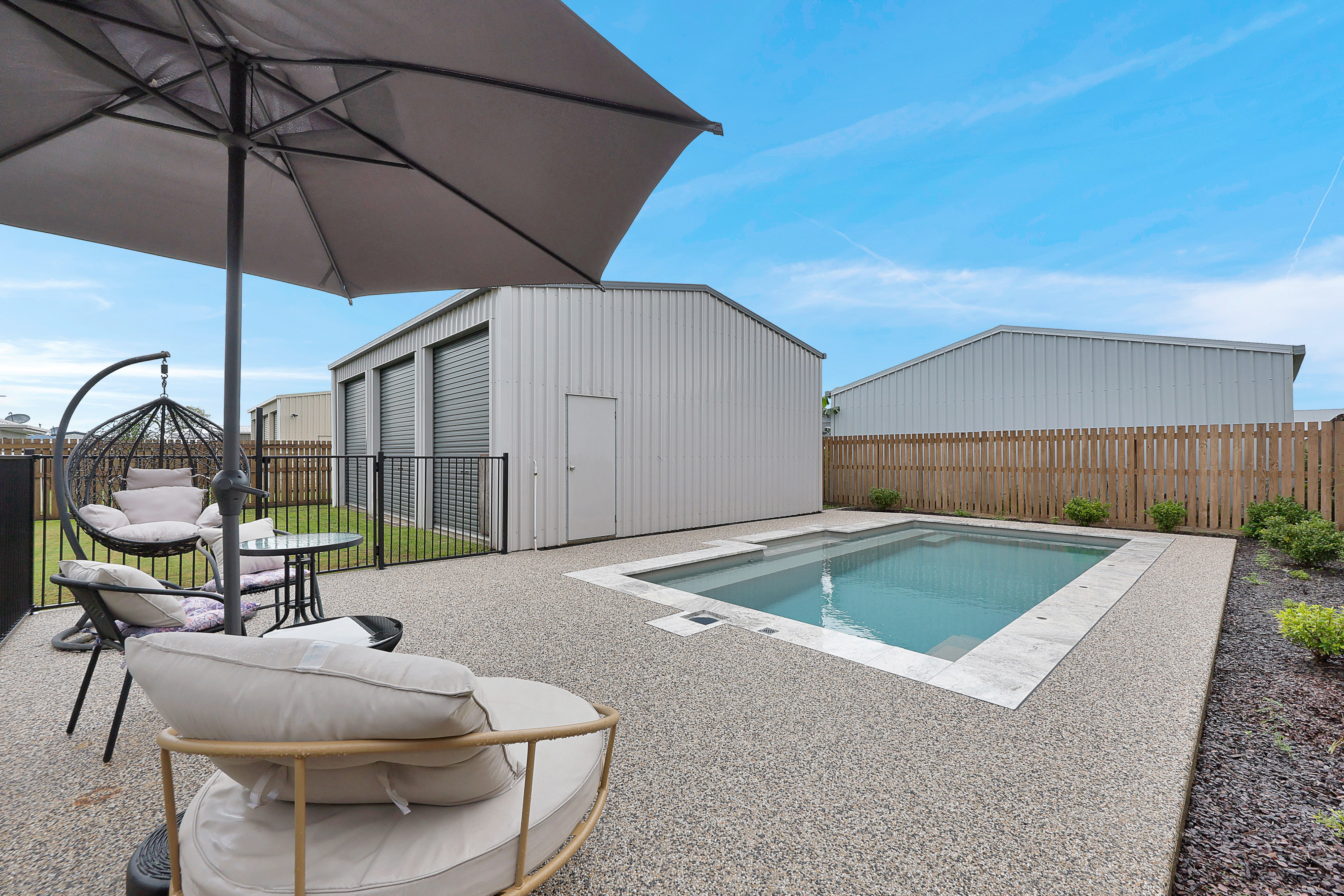 32 Botanical Drive