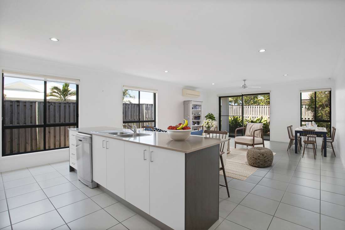 85 Scarborough Circuit, Blacks Beach - Thumbnail 6