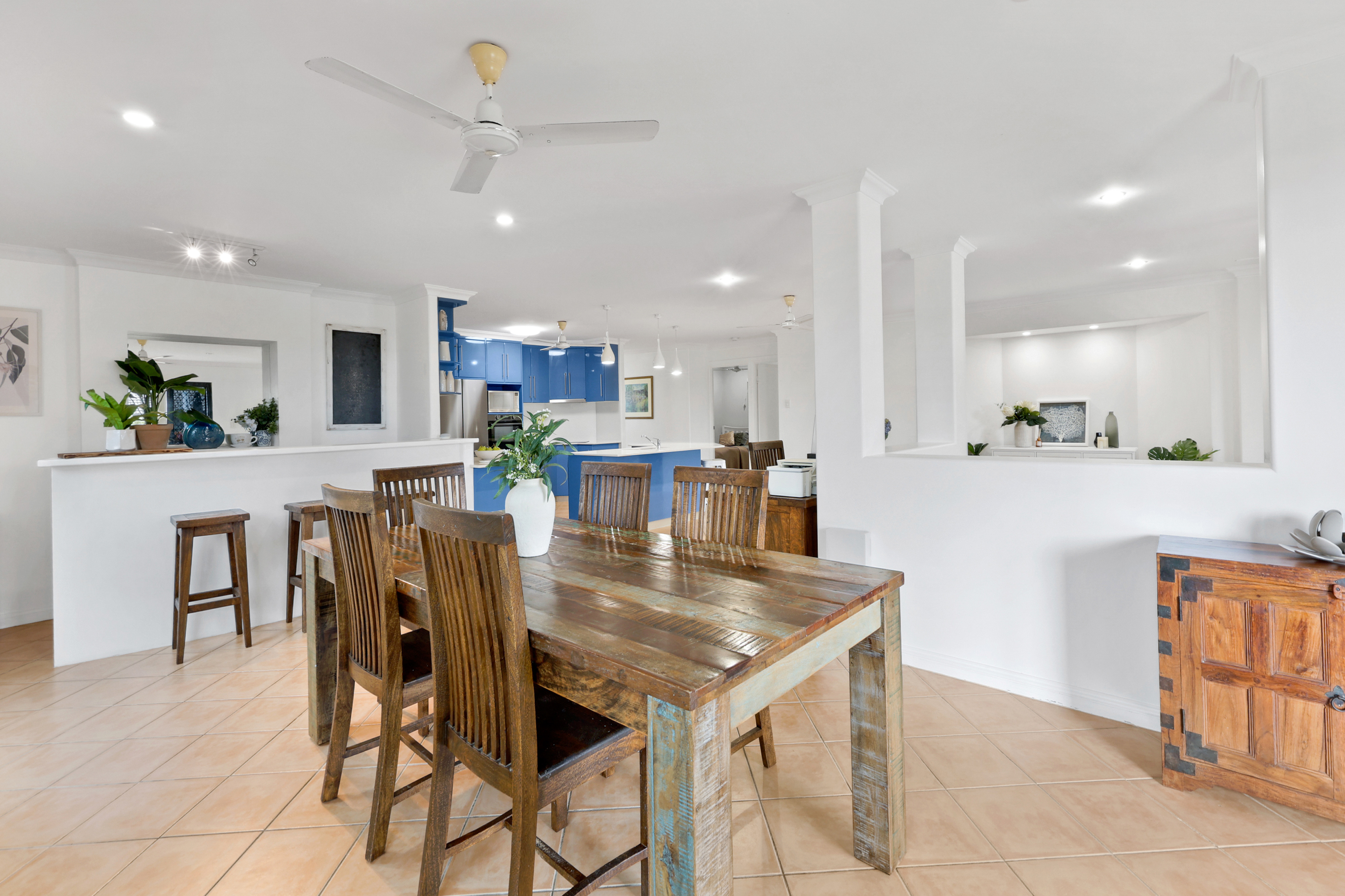 12 Romaine Court, Glenella - Image 1