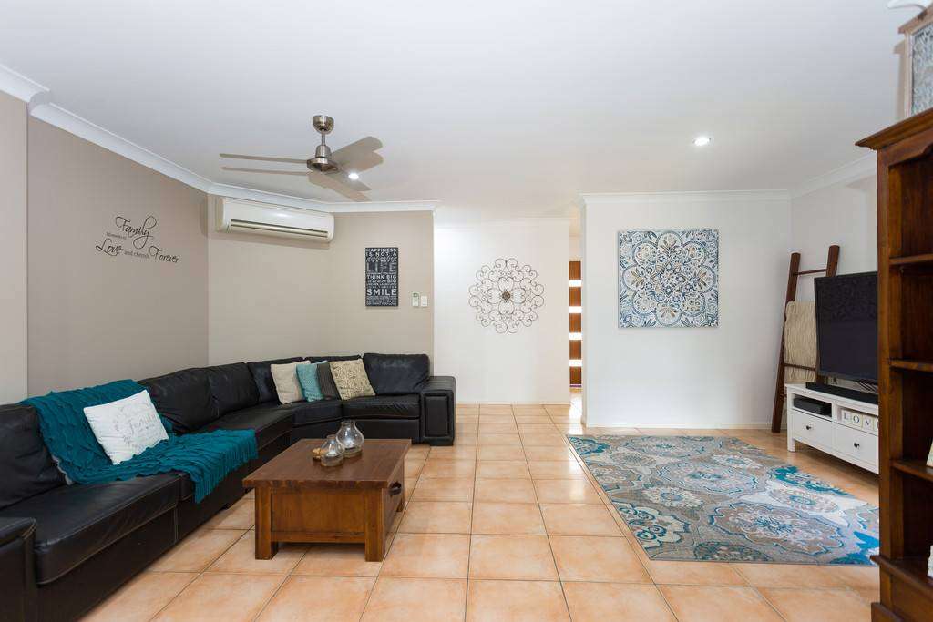 29 Botha Street, Blacks Beach - Thumbnail 5