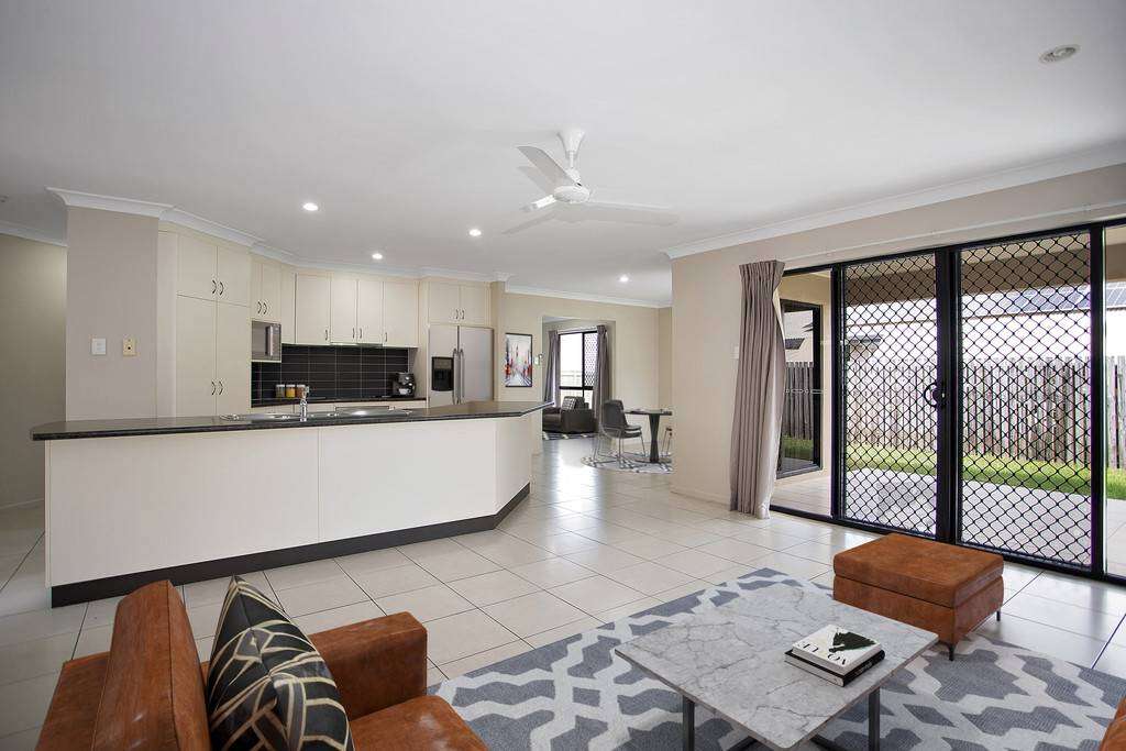 21 Sharp Street, Rural View - Thumbnail 2