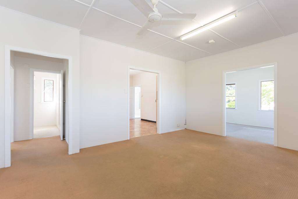 70 Beaconsfield Road, Beaconsfield - Thumbnail 7