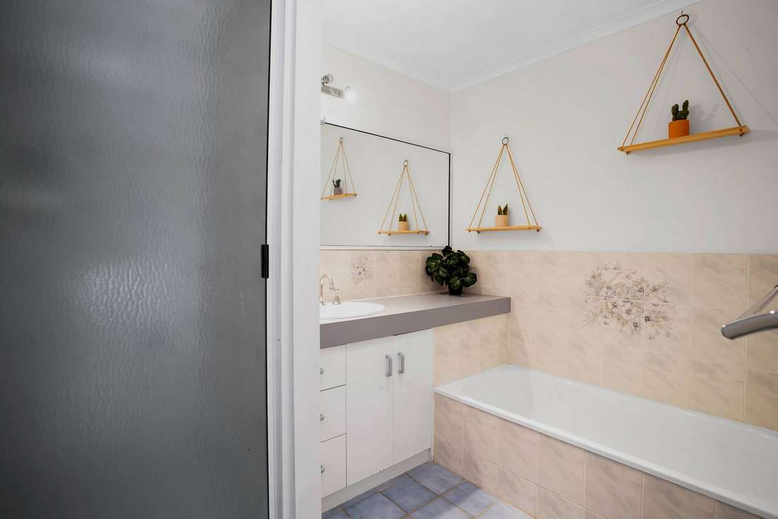 Photo 9 of 25 Danastas Avenue, Eimeo