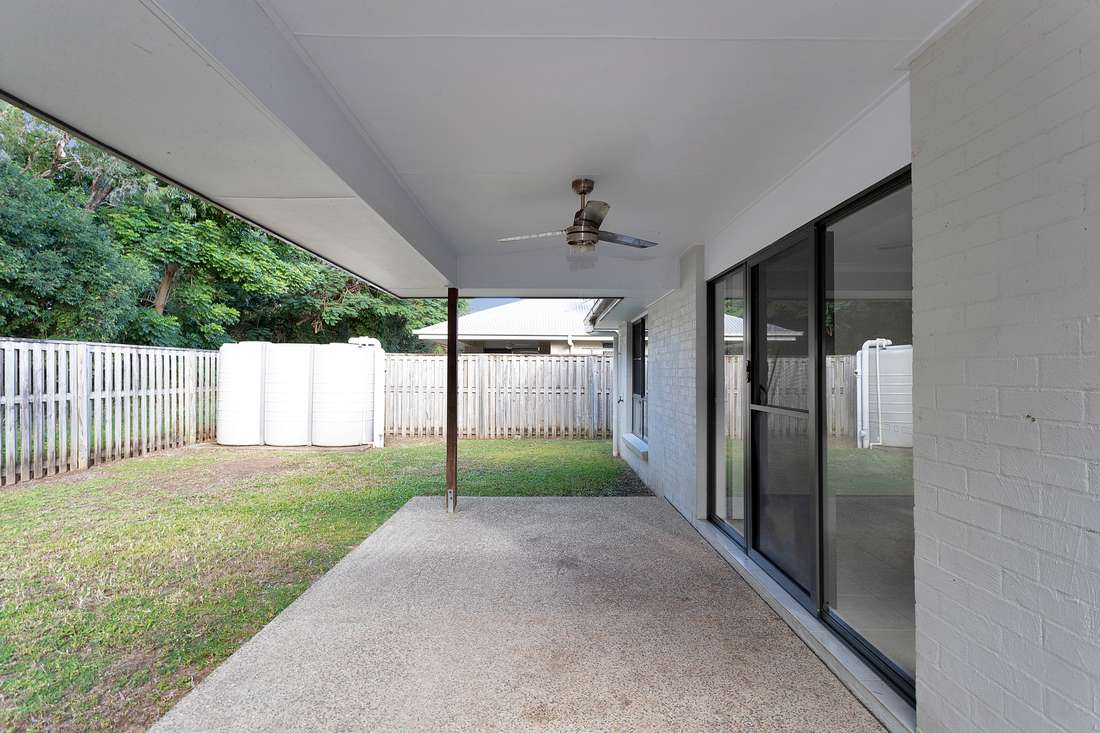21 Warilla View, Blacks Beach - Thumbnail 3
