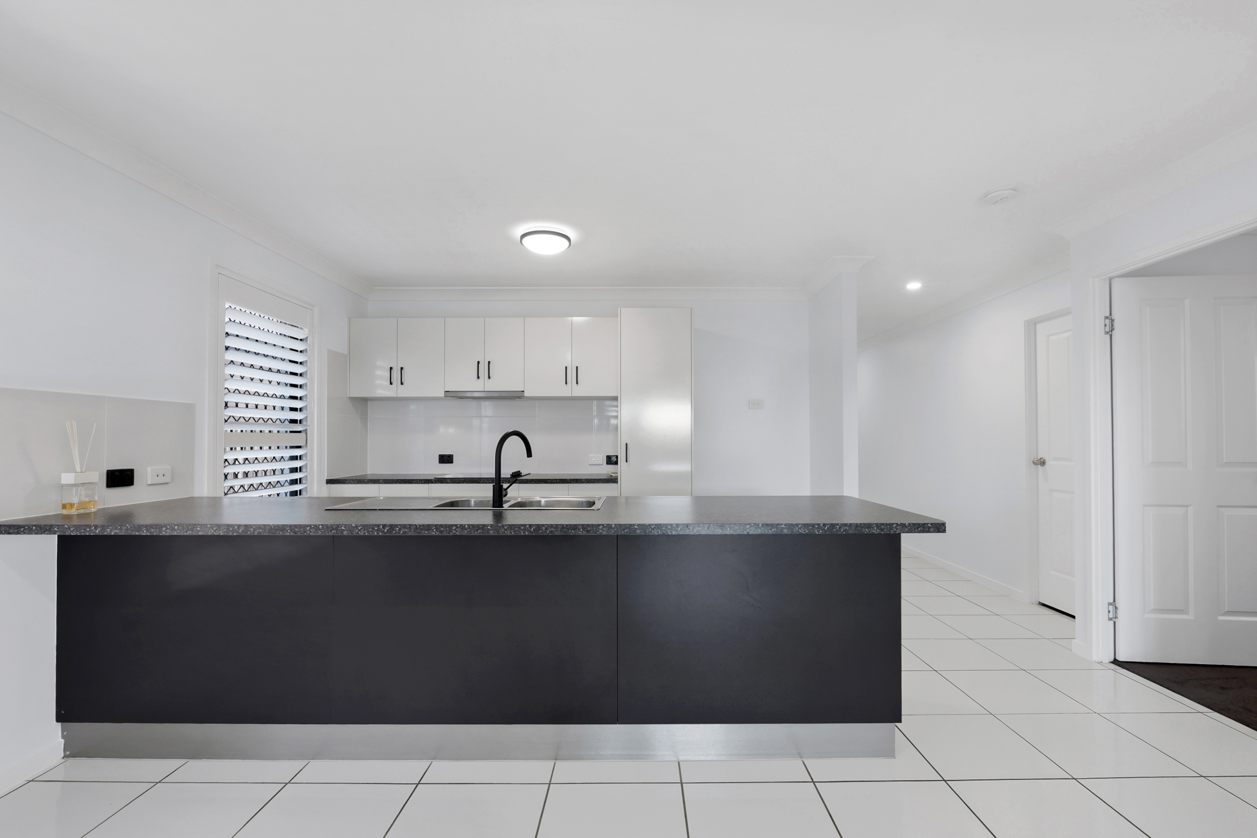 12 Esperance Avenue, Blacks Beach - Thumbnail 6