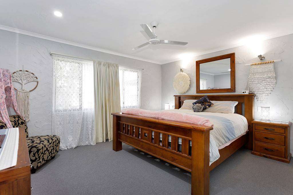 22 Dampier Drive, Andergrove - Thumbnail 5