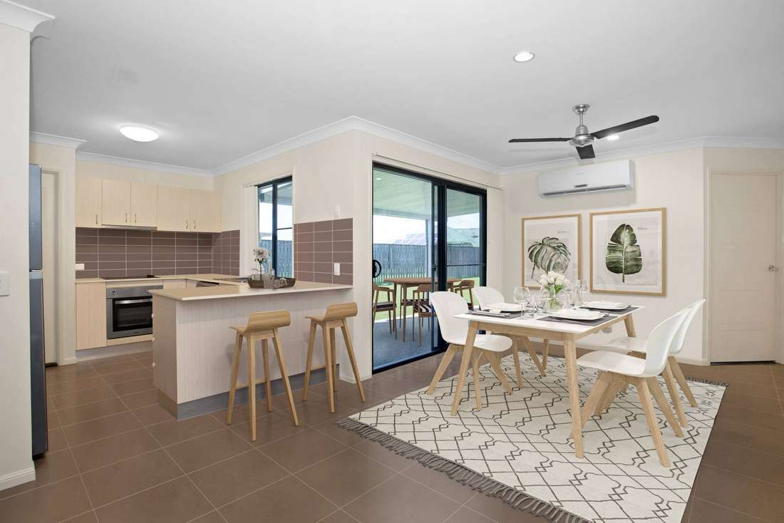 17 Coogee Terrace, Blacks Beach - Thumbnail 2