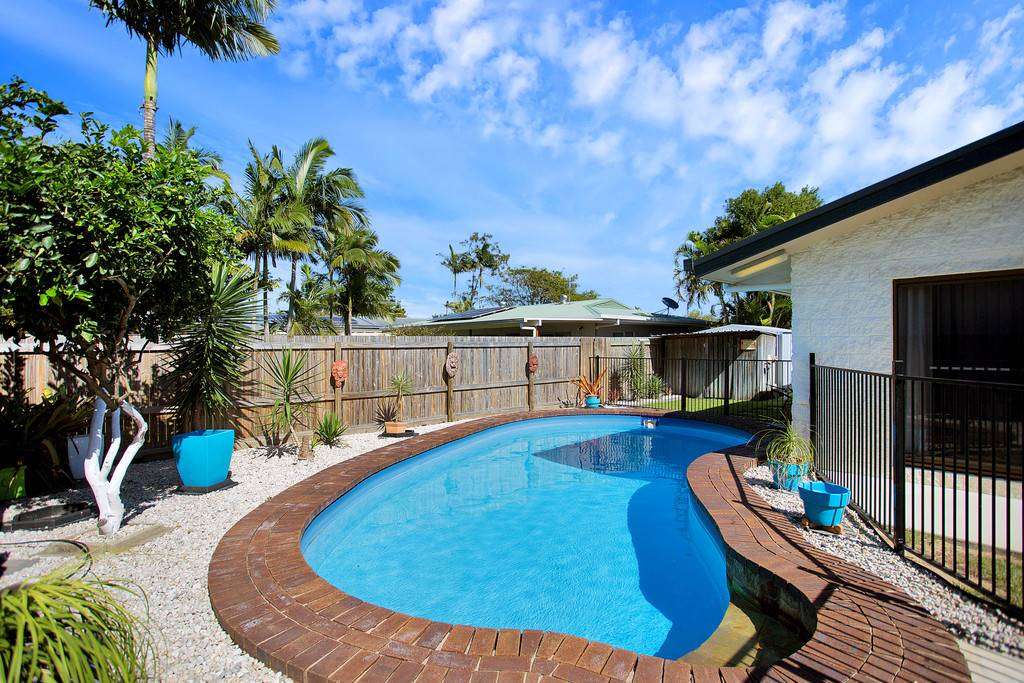 22 Dampier Drive, Andergrove - Thumbnail 2