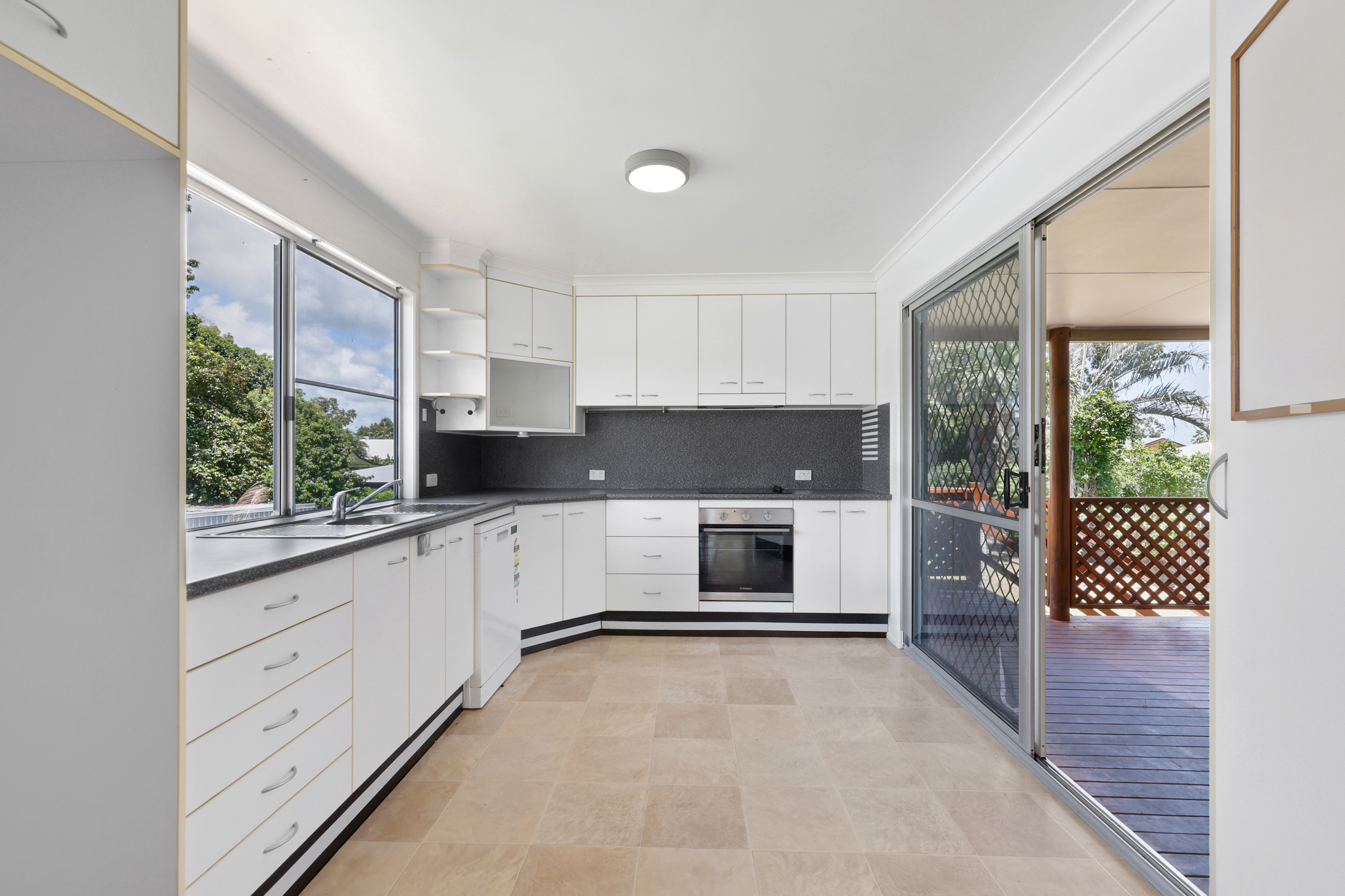 6 Cook Street, Bucasia - Thumbnail 7