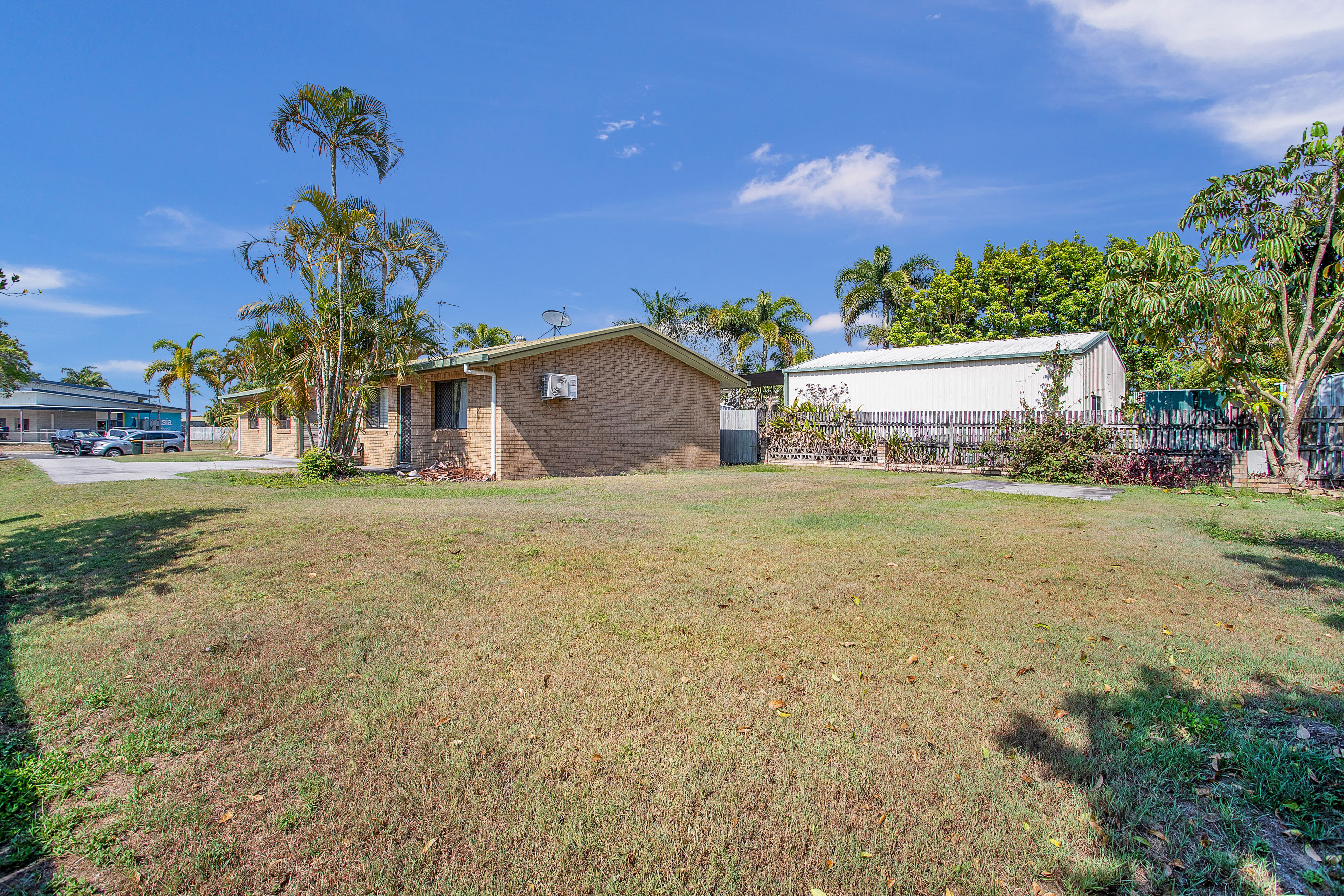 18 Kemp Street, Bucasia - Image 1
