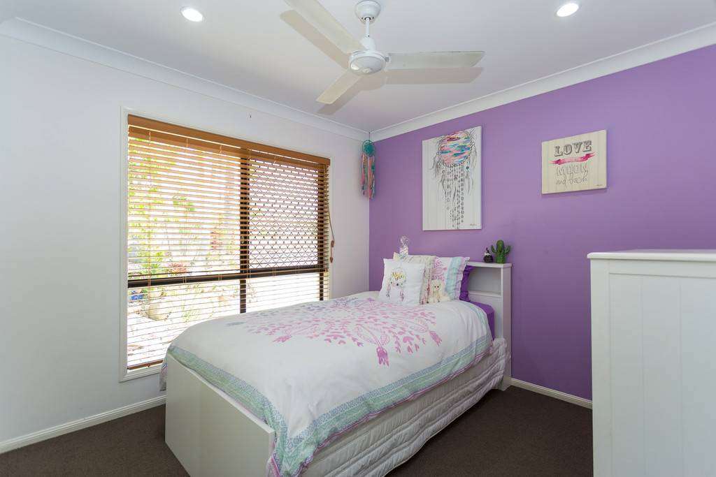 29 Botha Street, Blacks Beach - Thumbnail 8