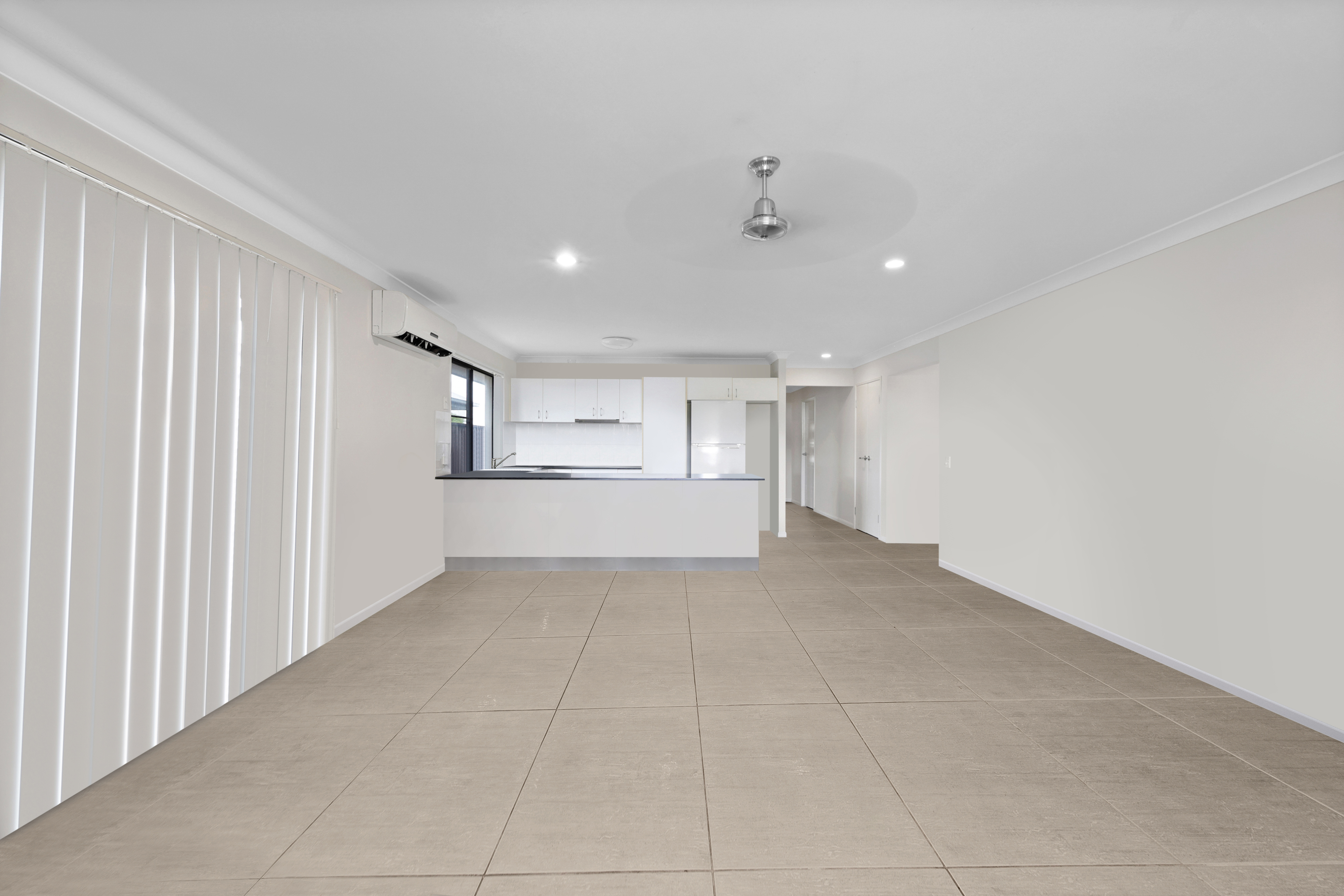 63 Coogee Terrace, Blacks Beach - Thumbnail 2