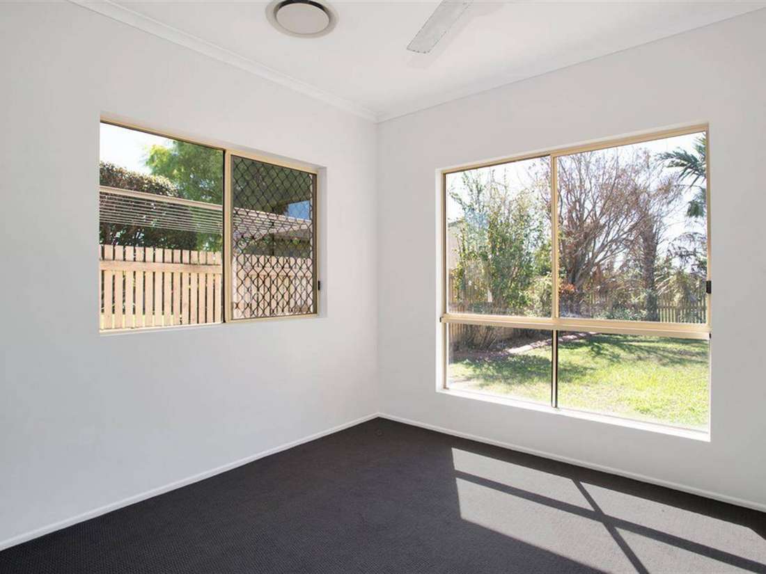 Property Sale at 57 Caledonian Drive, BEACONSFIELD QLD, 4740 Explore