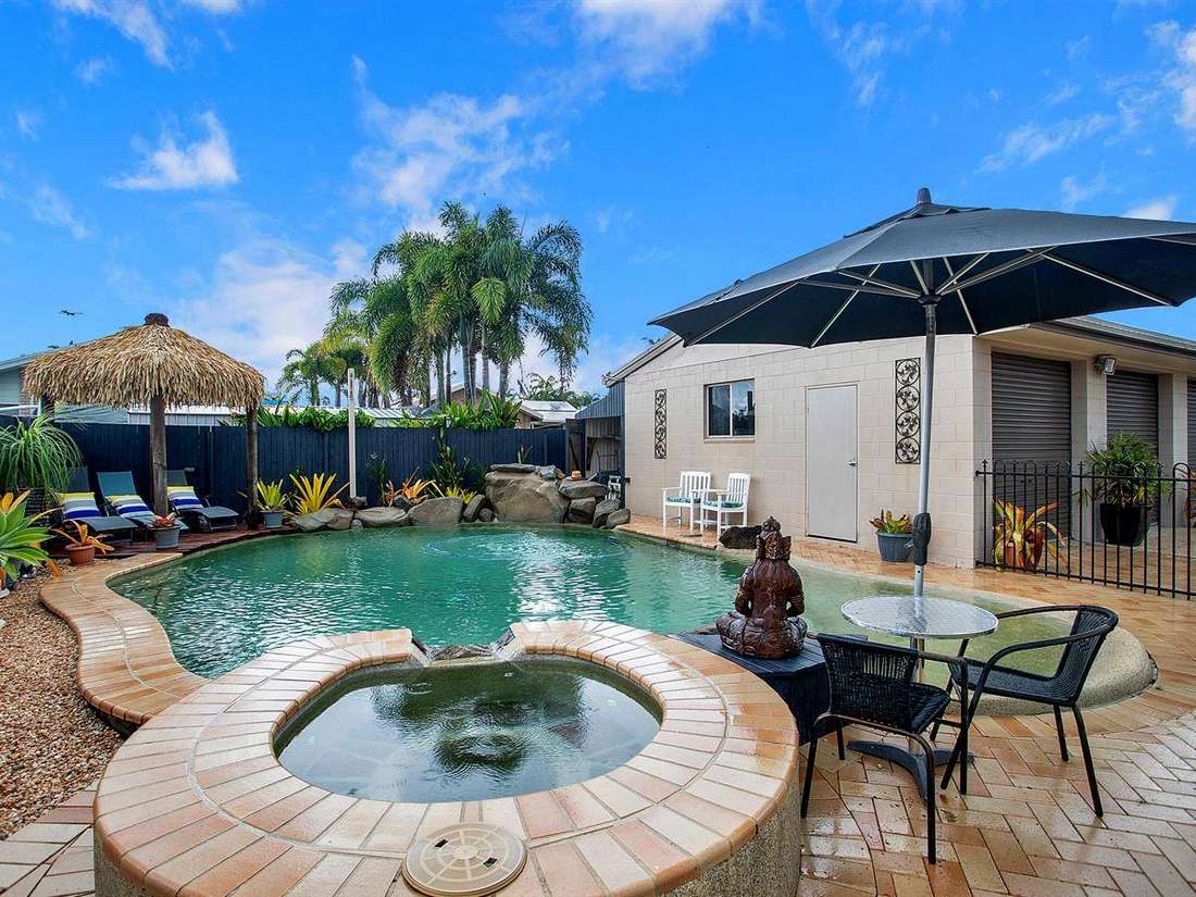 Property Sale at 12 Caledonian Drive, BEACONSFIELD QLD, 4740 Explore