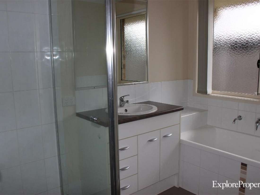 Property Lease at 116 Whitehaven Drive, BLACKS BEACH QLD, 4740