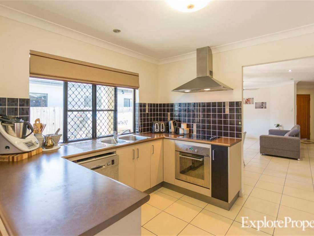 Property Lease at 18 Townsend Street, BUCASIA QLD, 4750 Explore