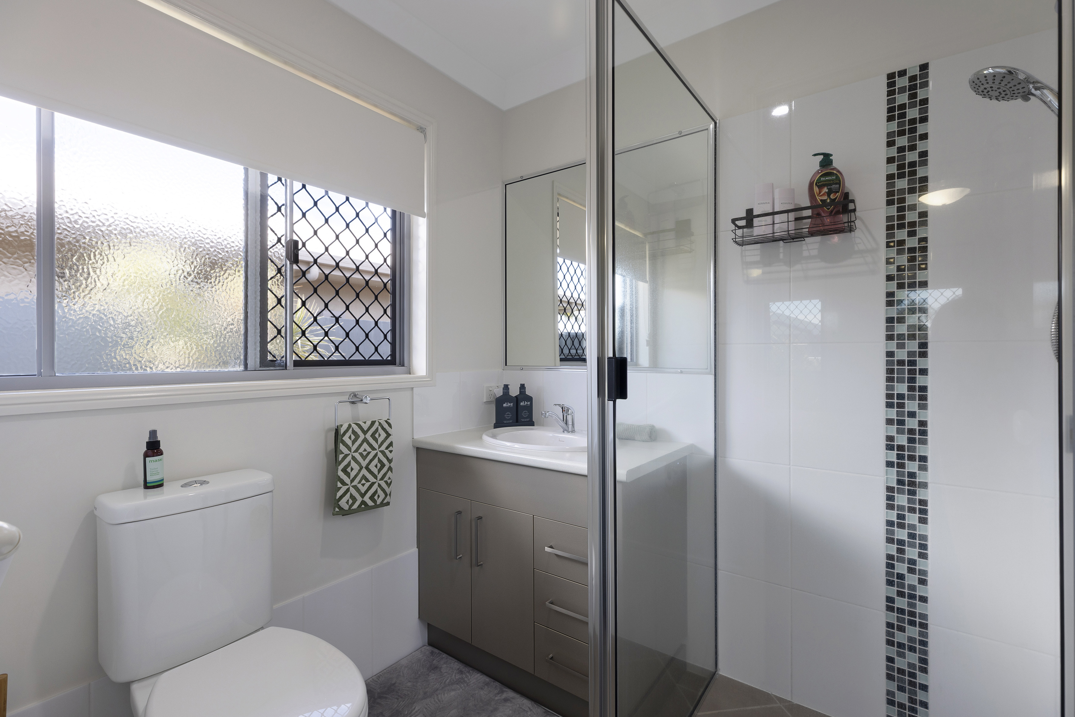 17 College Court, North Mackay - Thumbnail 5