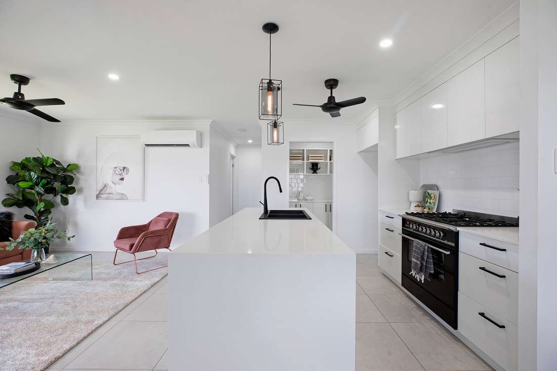 63 Bellavista Circuit, Beaconsfield - Thumbnail 2